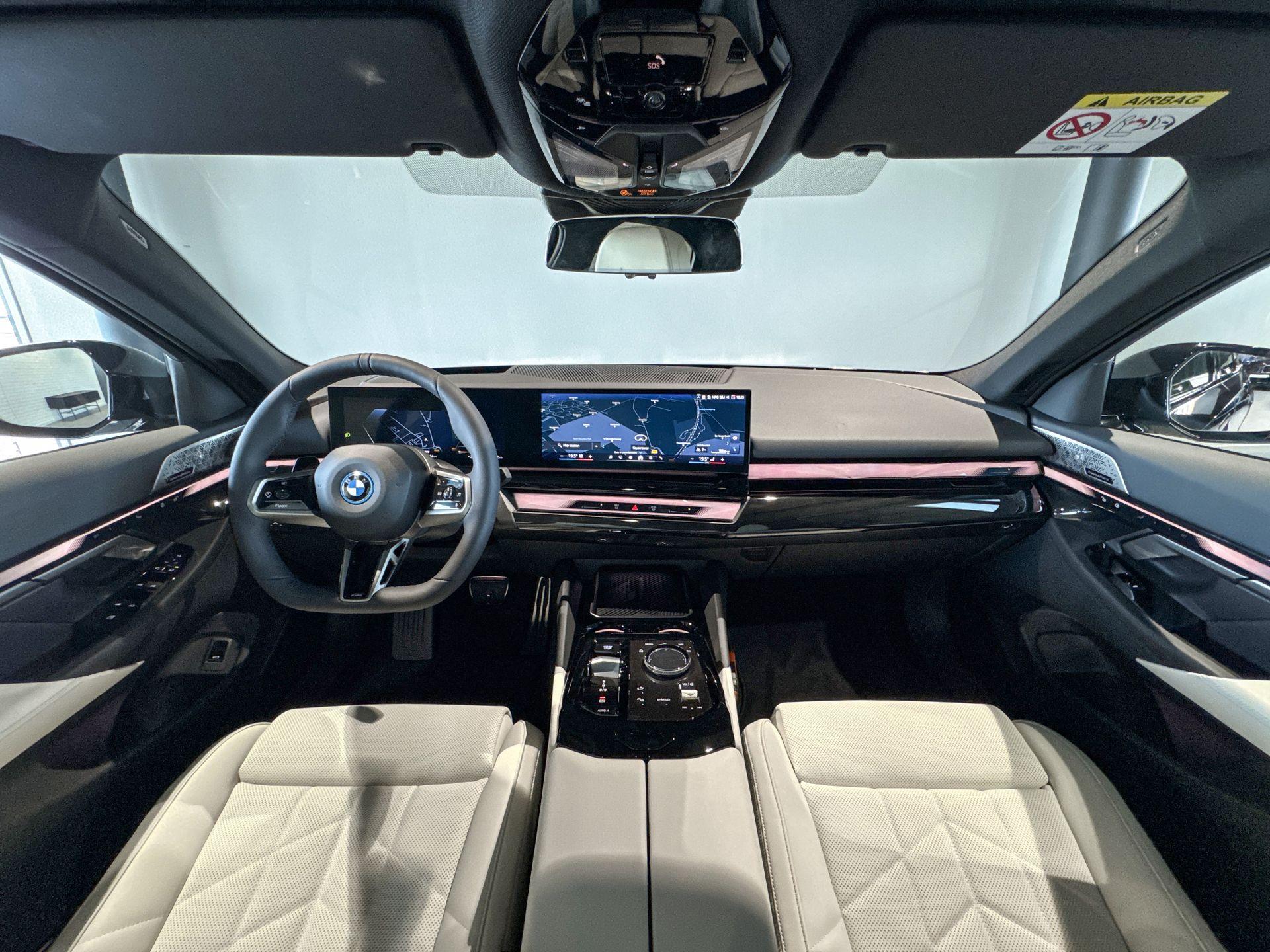 Foto van BMW I5 Edrive40