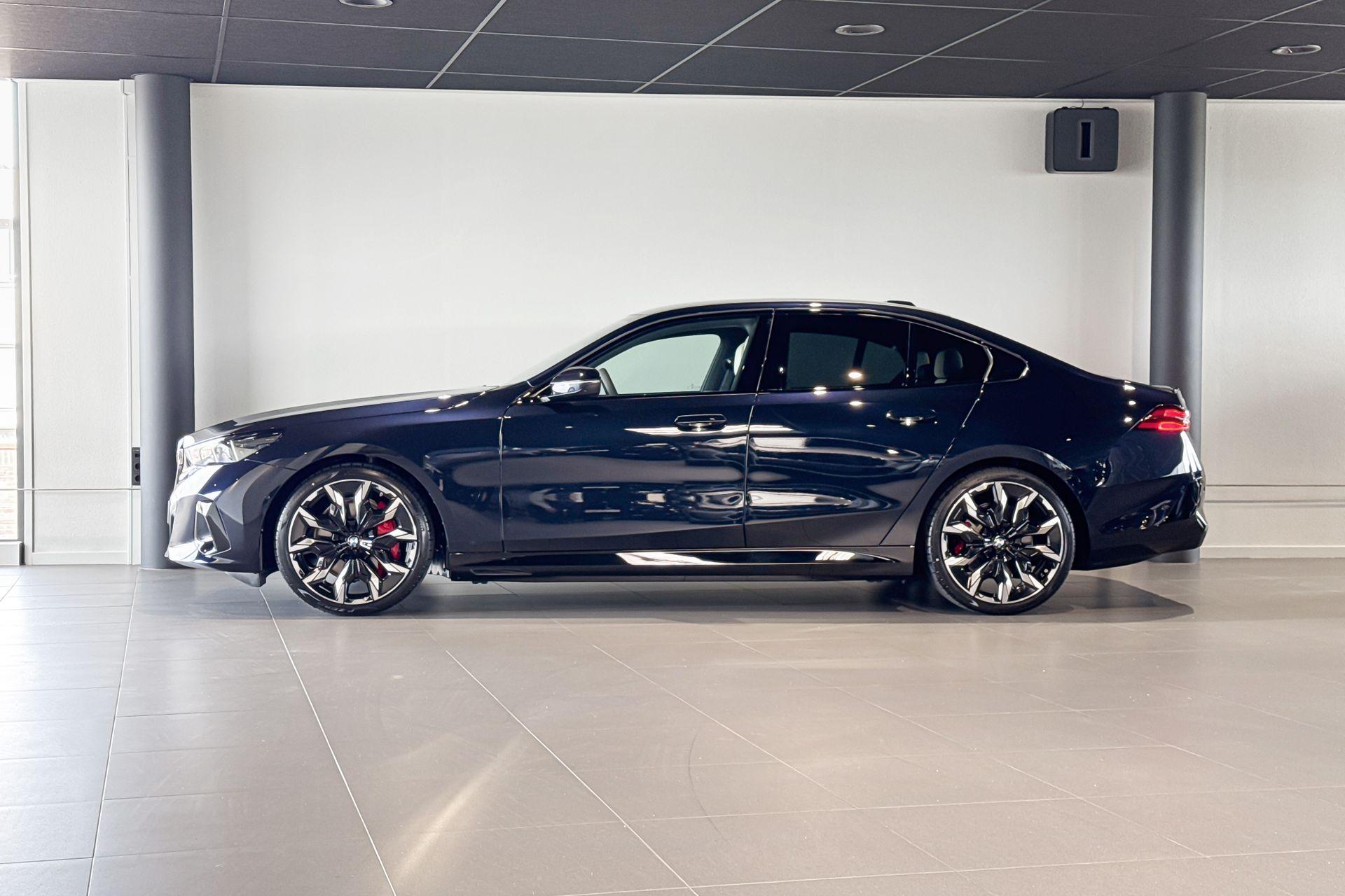 Foto van BMW I5 Edrive40