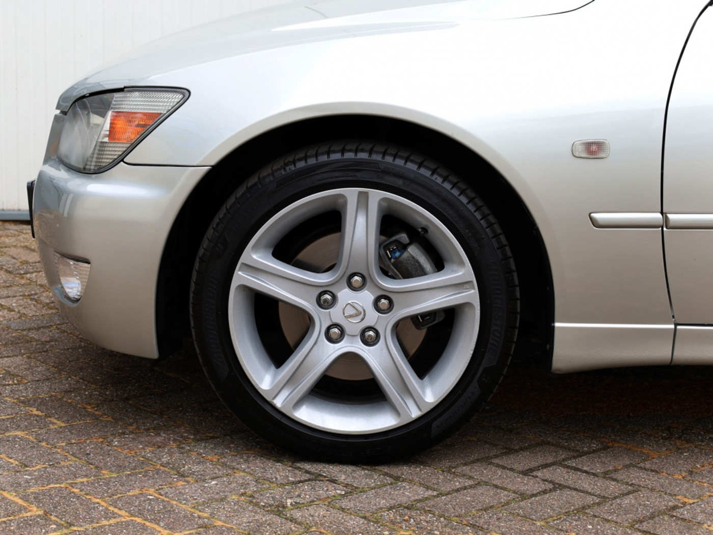 Foto van Lexus Lexus Is200