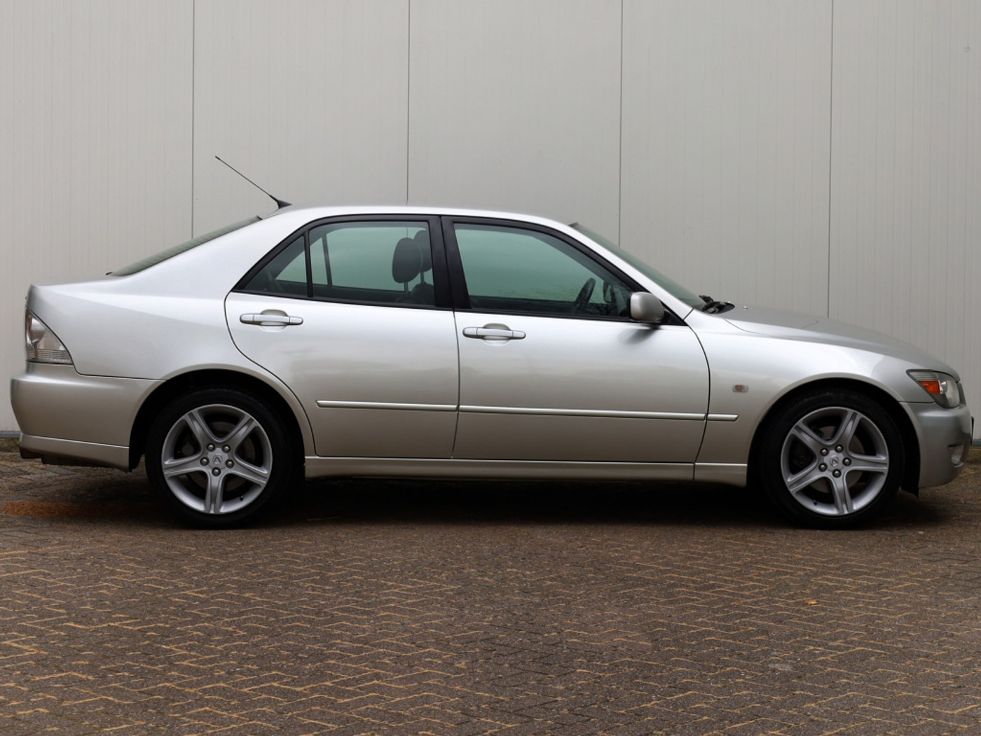Foto van Lexus Lexus Is200