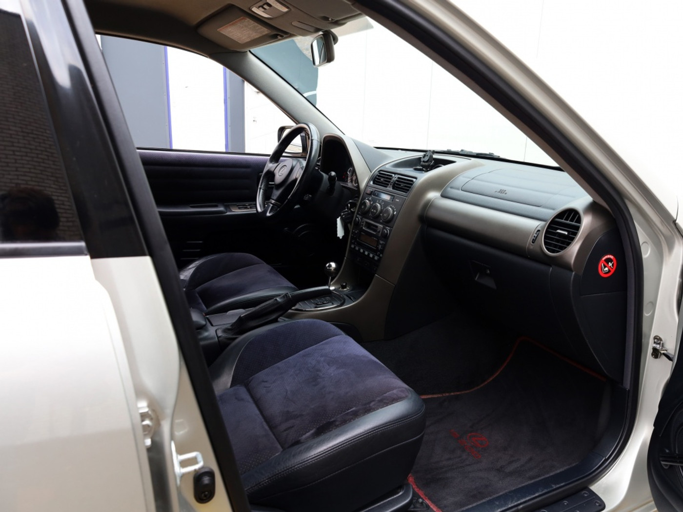 Foto van Lexus Lexus Is200