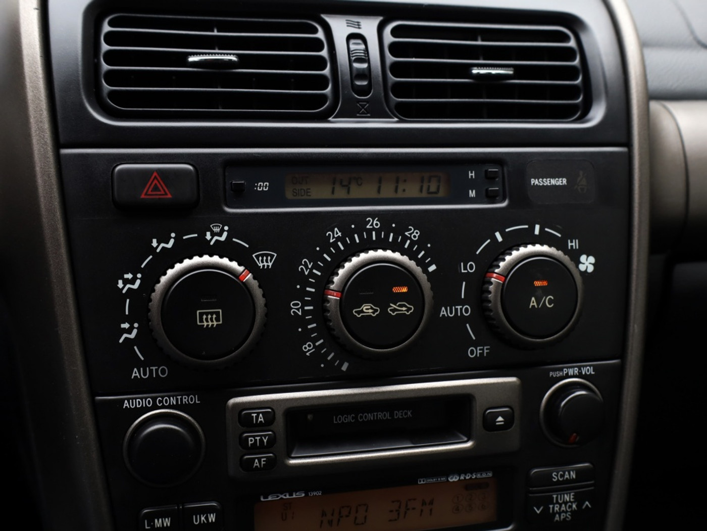 Foto van Lexus Lexus Is200