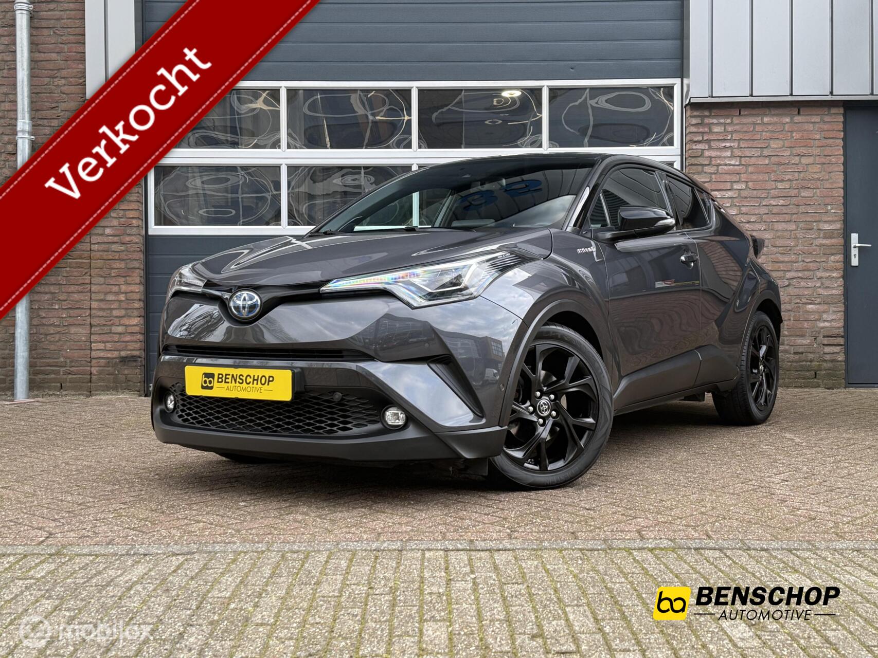 Toyota C-hr 1.8 Hybrid Style Ultimate Bi-Tone Alcantara Navi Camera Stoelv Stuurv 2019 - voorkant