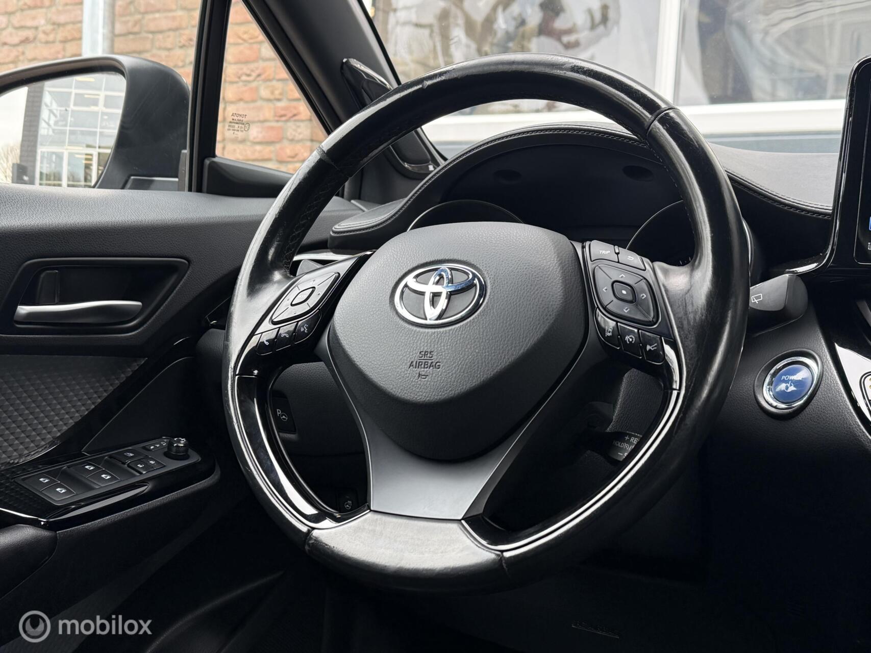 Foto van Toyota C-hr