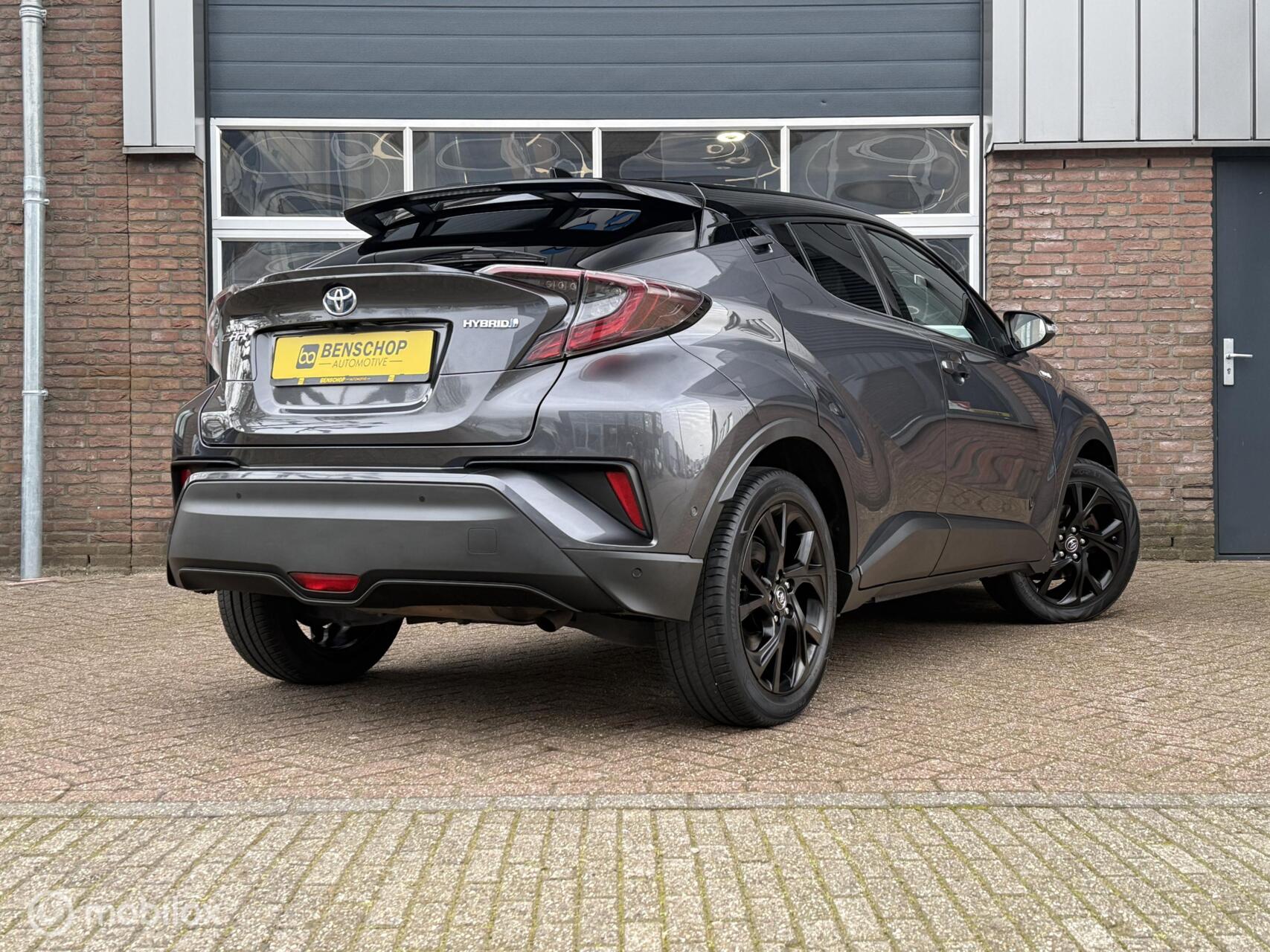 Foto van Toyota C-hr