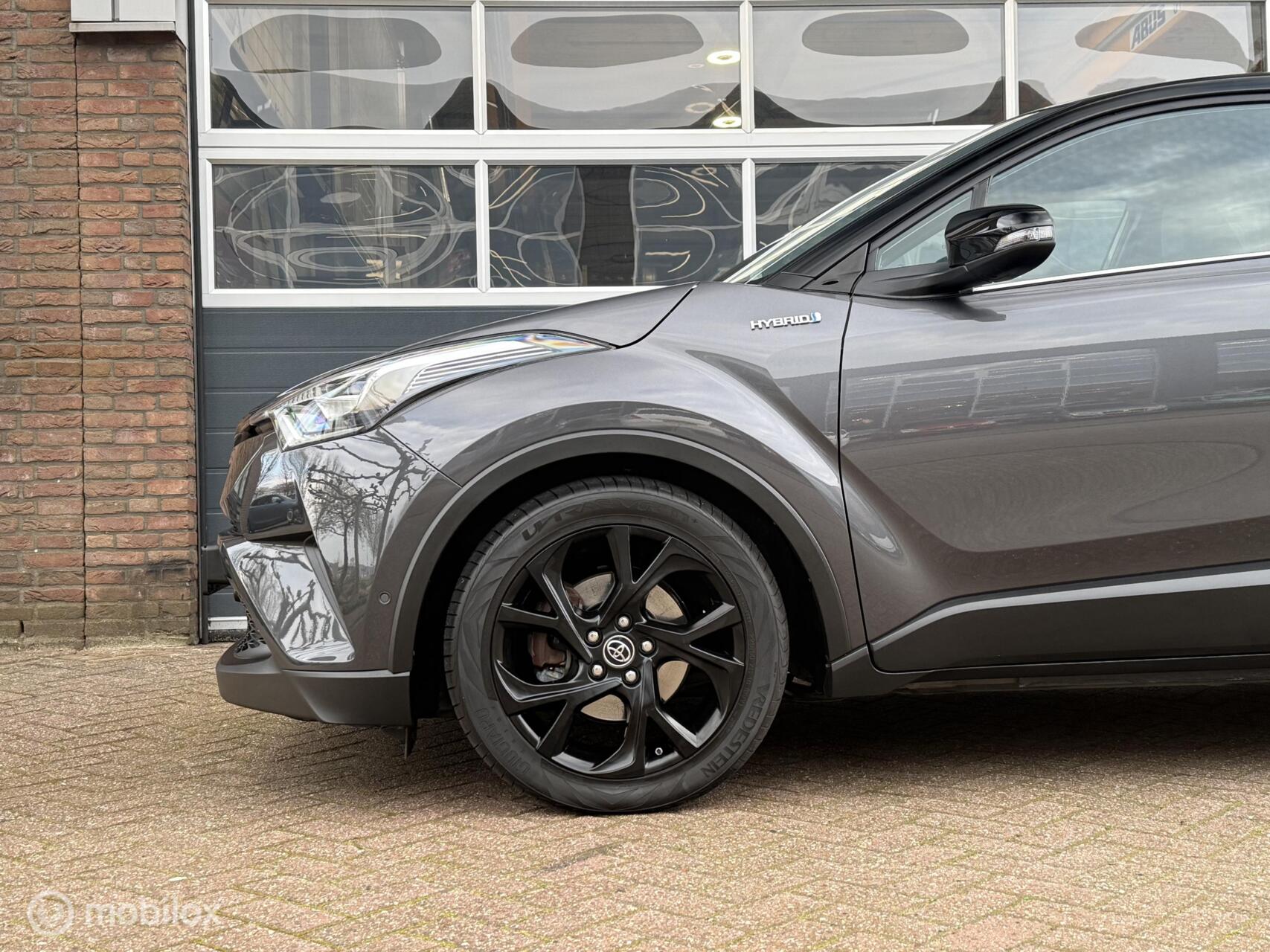 Foto van Toyota C-hr
