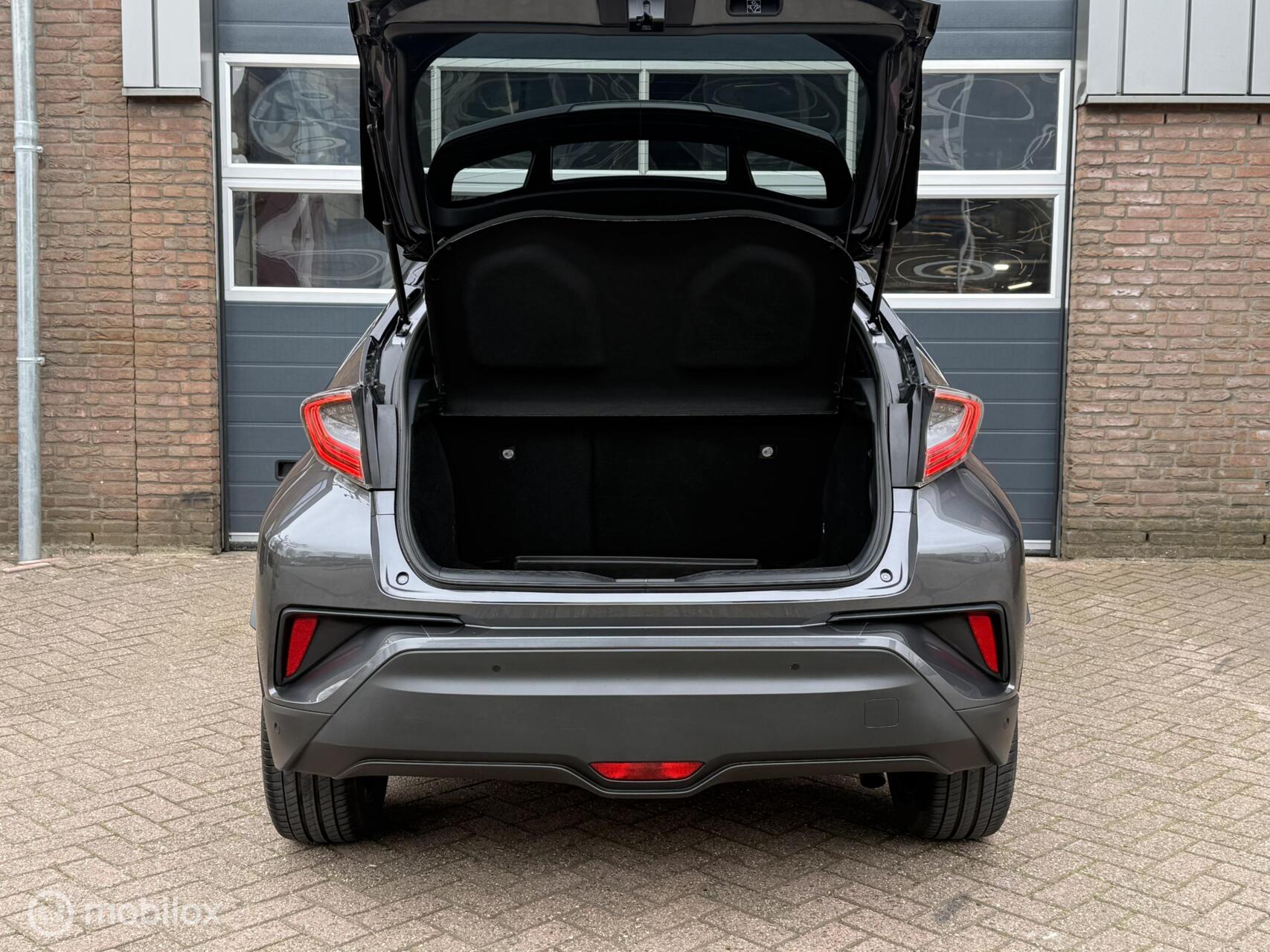 Foto van Toyota C-hr