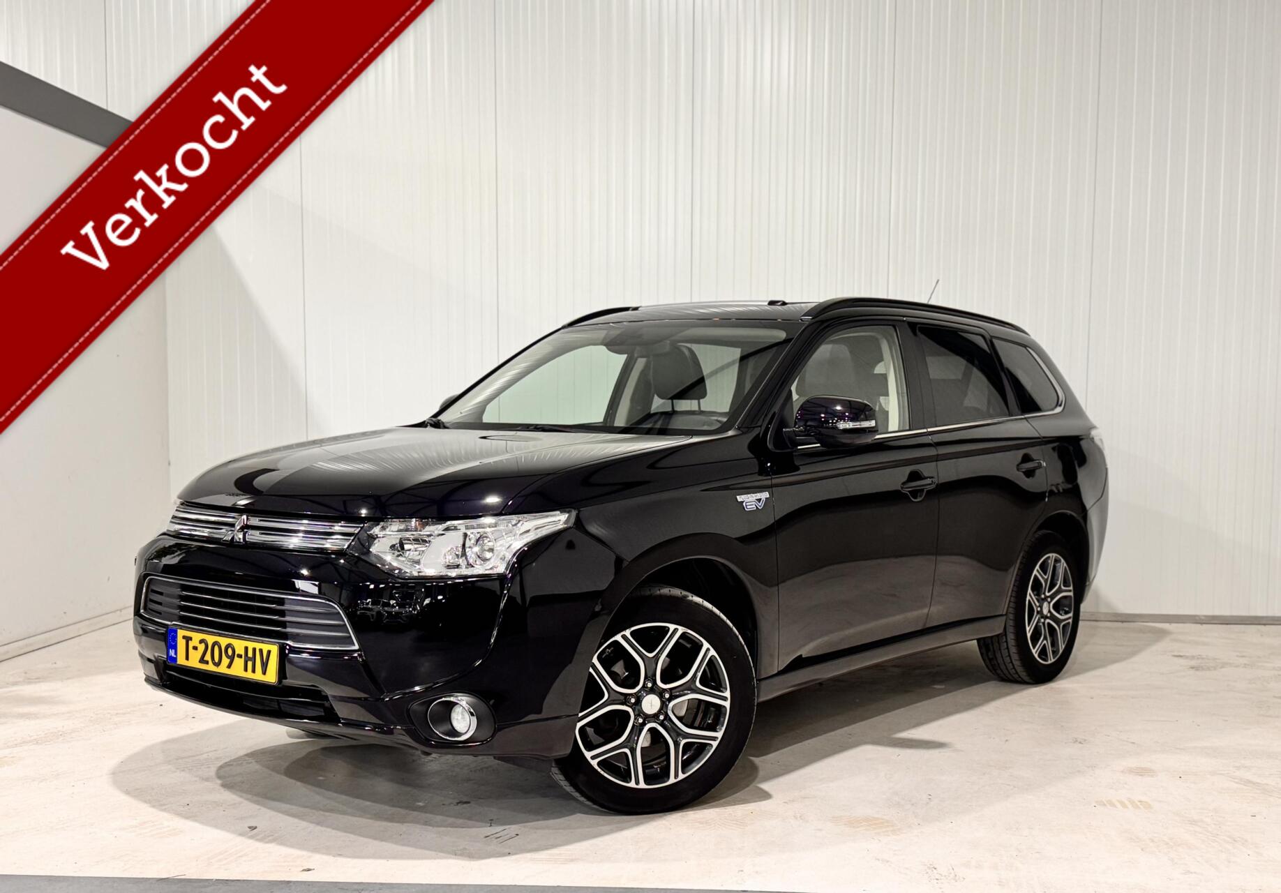 Mitsubishi Mitsubishi Outlander 2.0 PHEV Instyle+|TREKHAAK|PANO|ACC| 2014 - voorkant