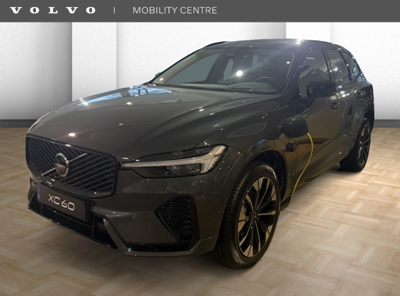 Volvo Xc60 T6 AWD Plus Dark | DEMO | Head-up display | 360-camera | Schu 2025 - voorkant