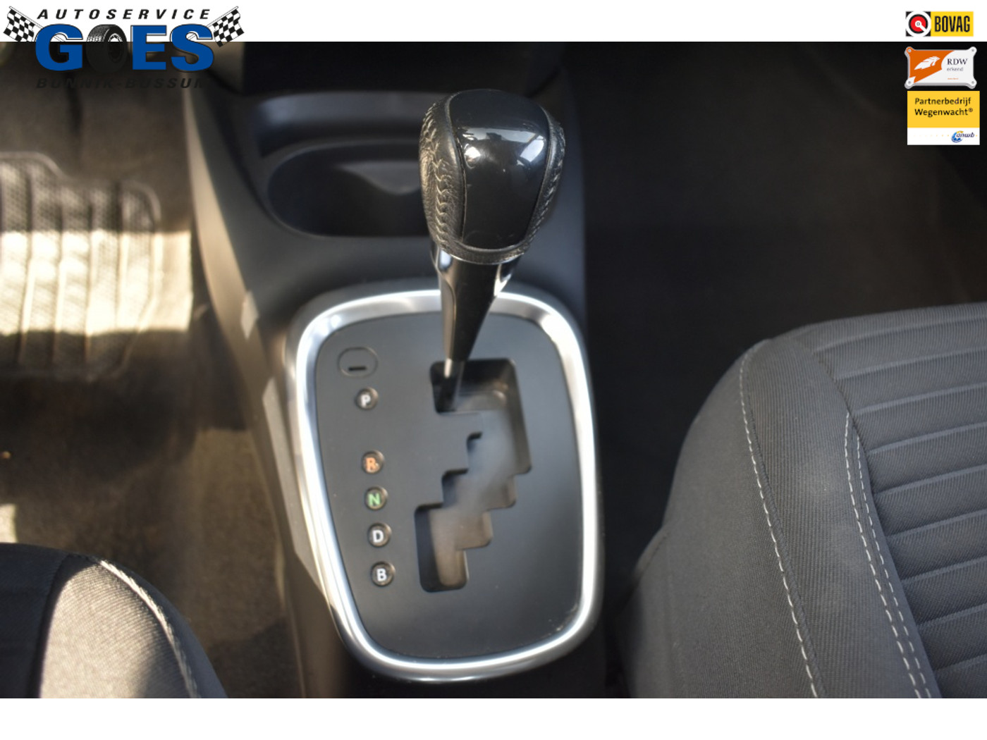 Foto van Toyota Toyota Yaris Hybrid
