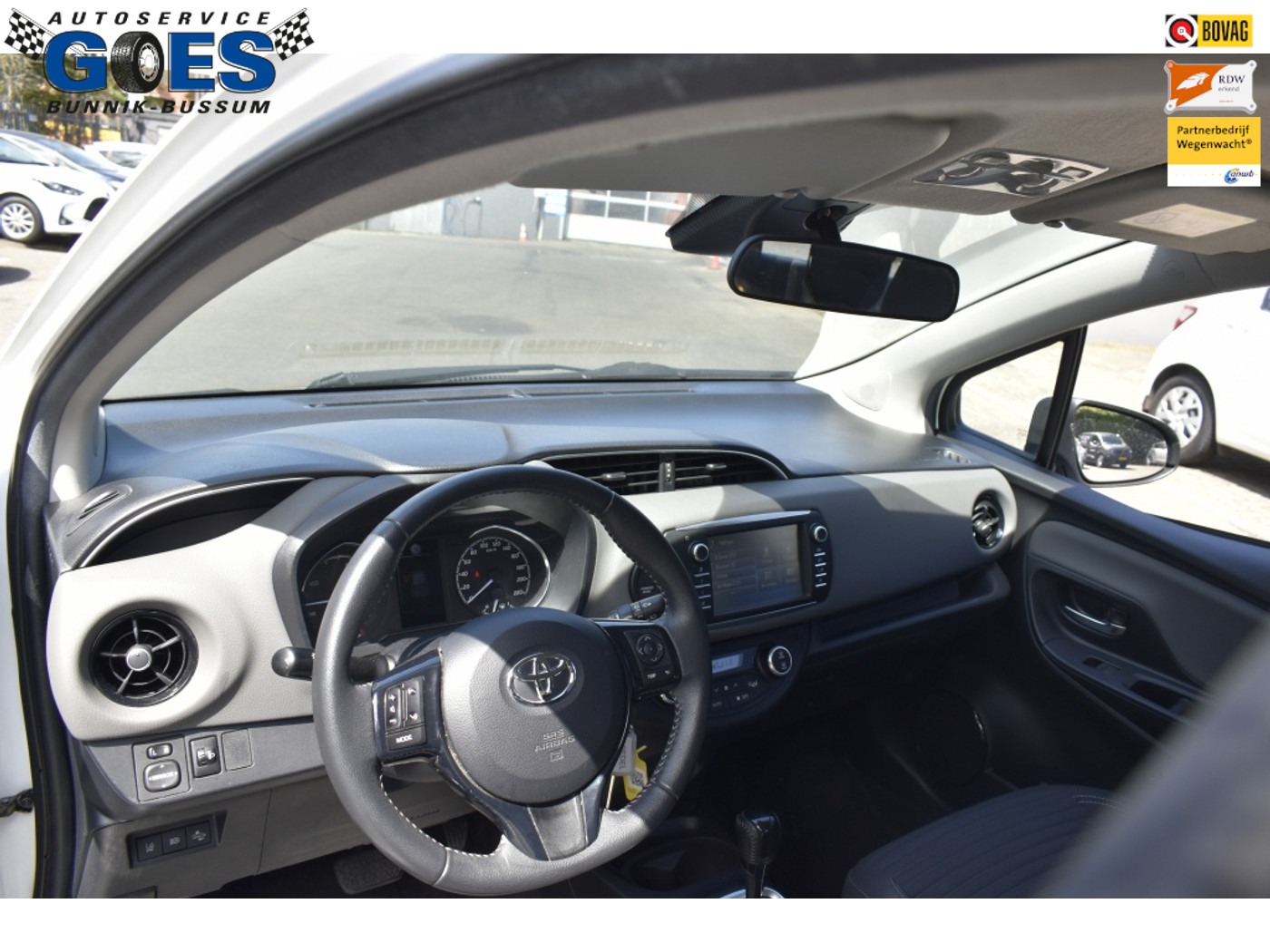 Foto van Toyota Toyota Yaris Hybrid