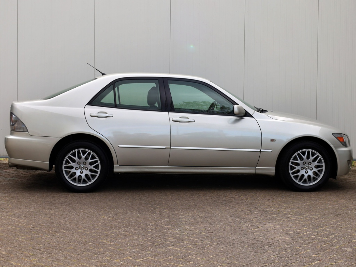 Foto van Lexus Lexus Is200