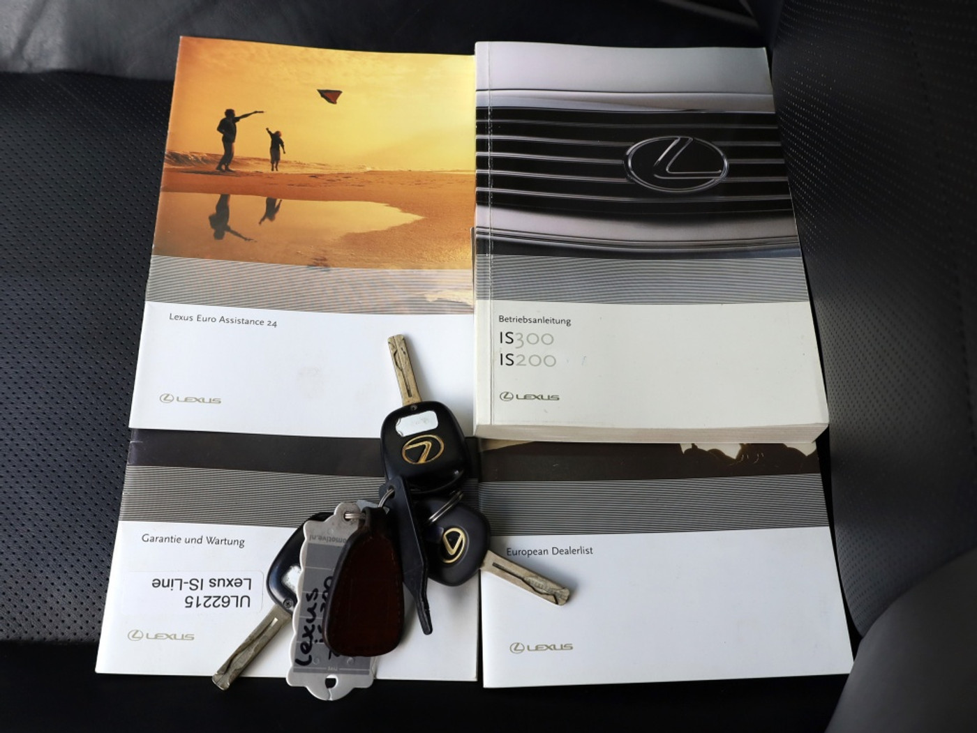 Foto van Lexus Lexus Is200