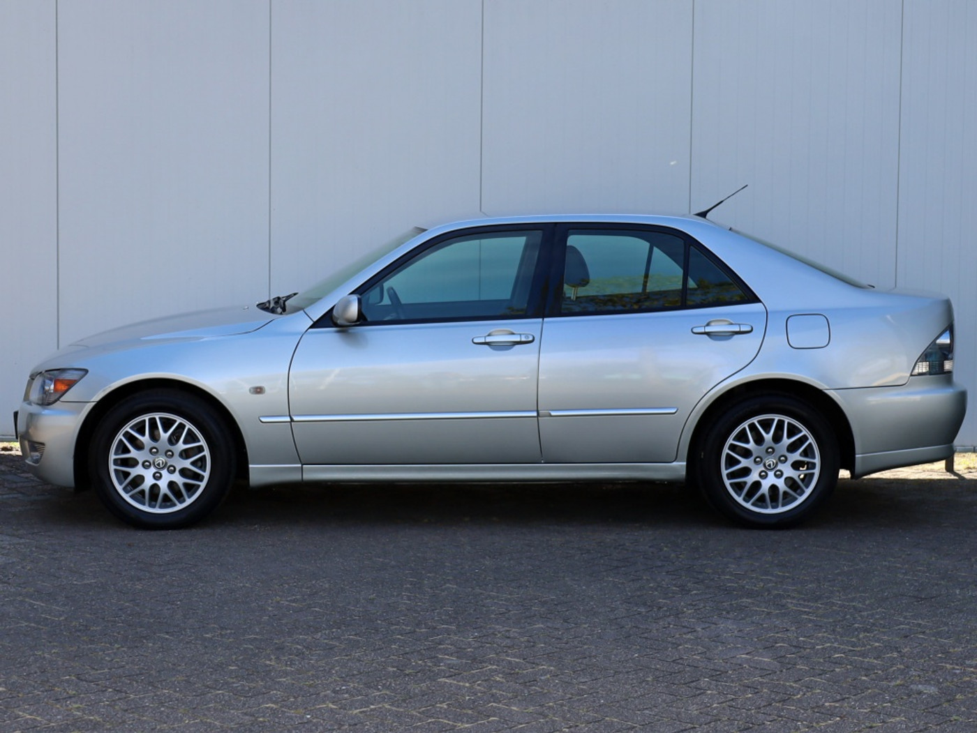 Foto van Lexus Lexus Is200