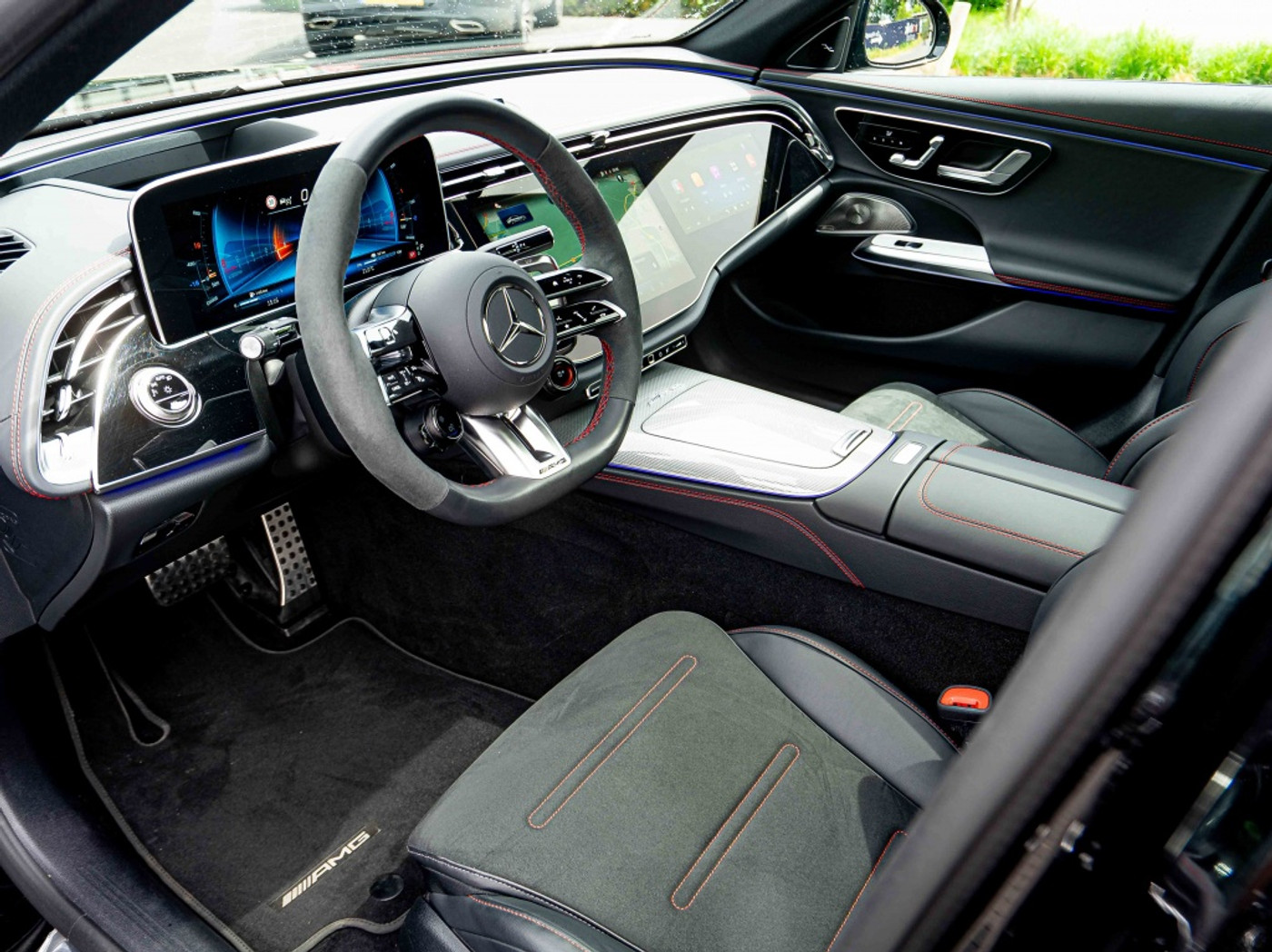 Foto van Mercedes-Benz AMG E 53 Hybrid