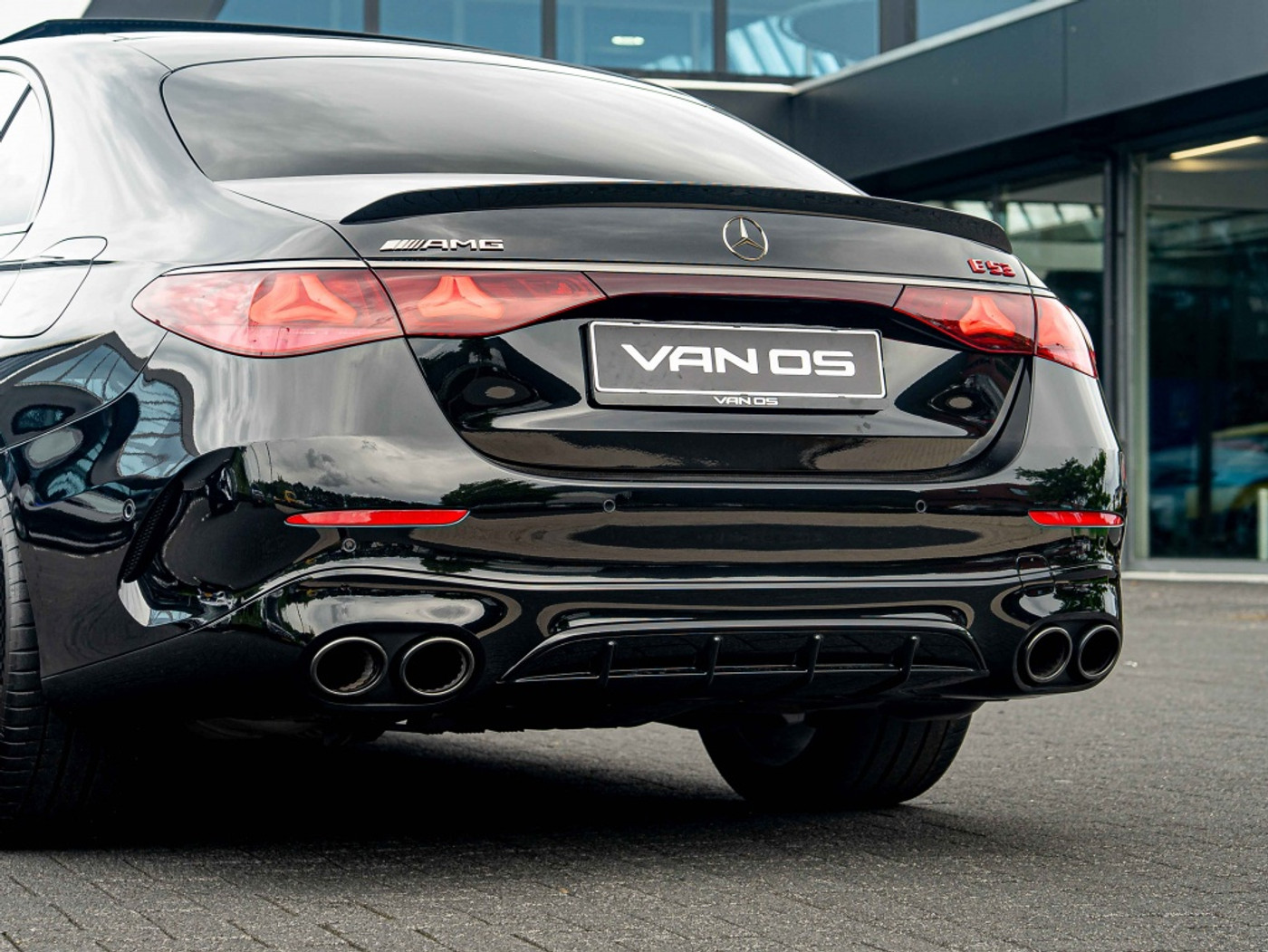 Foto van Mercedes-Benz AMG E 53 Hybrid