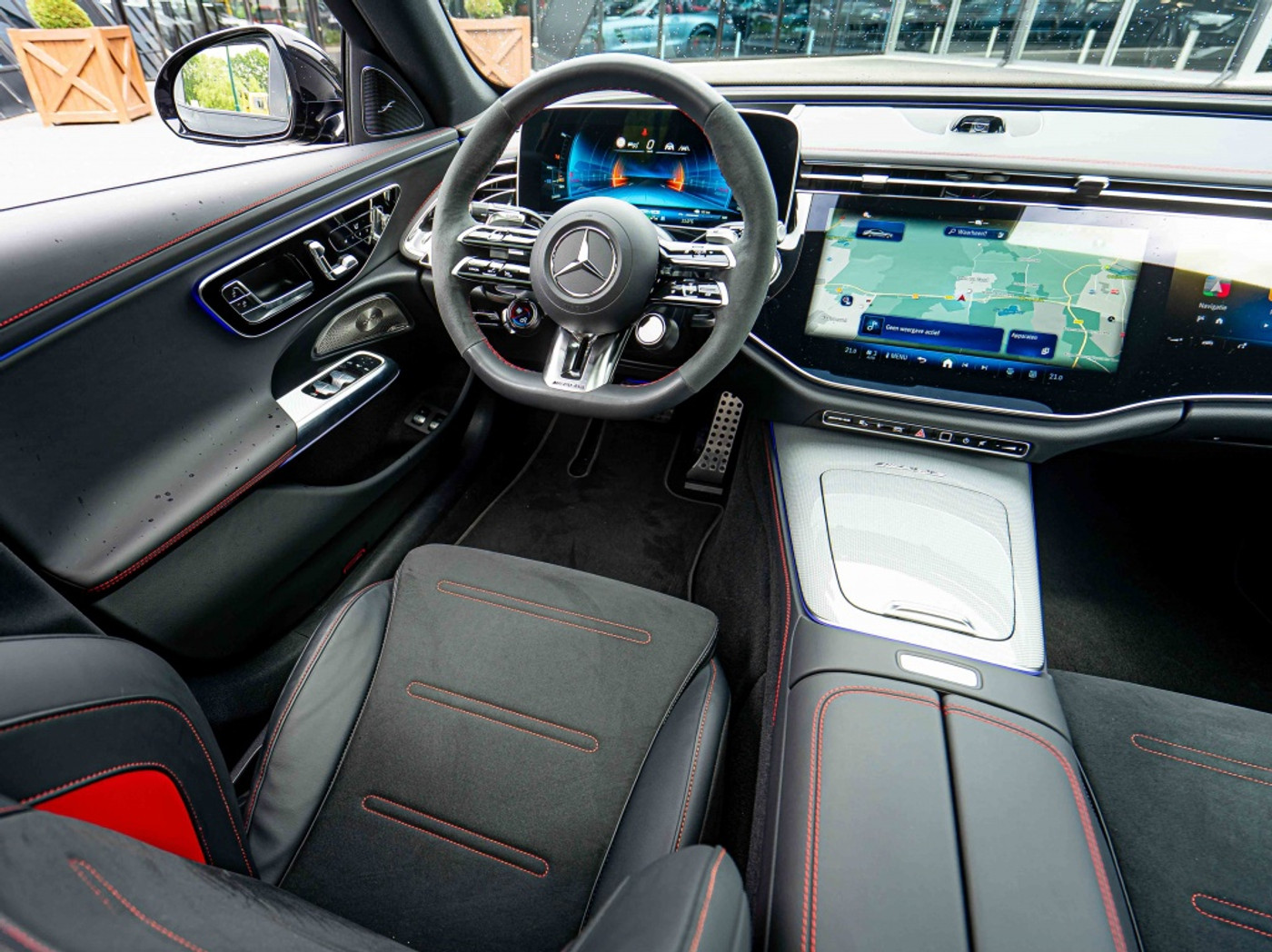 Foto van Mercedes-Benz AMG E 53 Hybrid