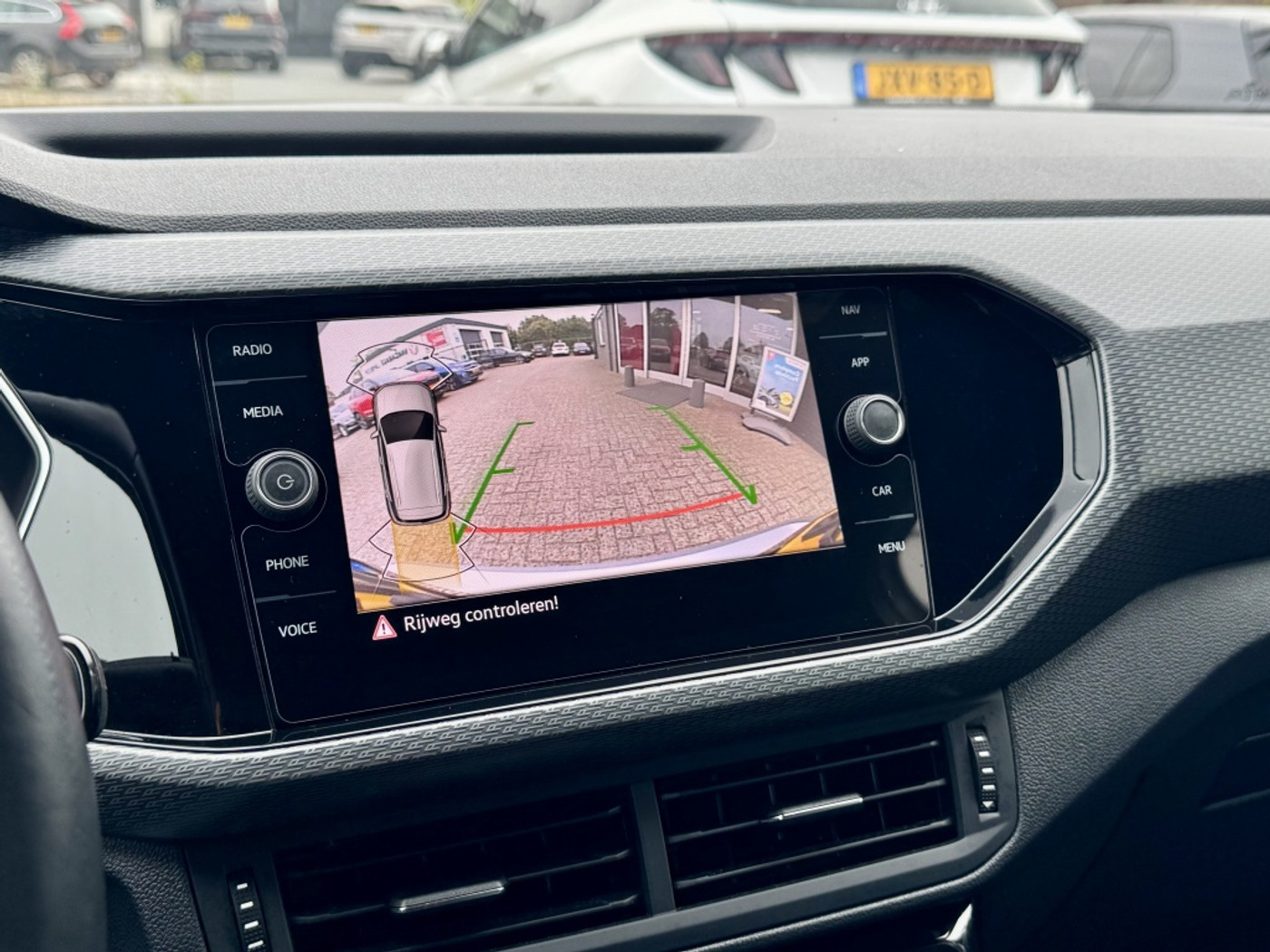 Foto van Volkswagen T-cross