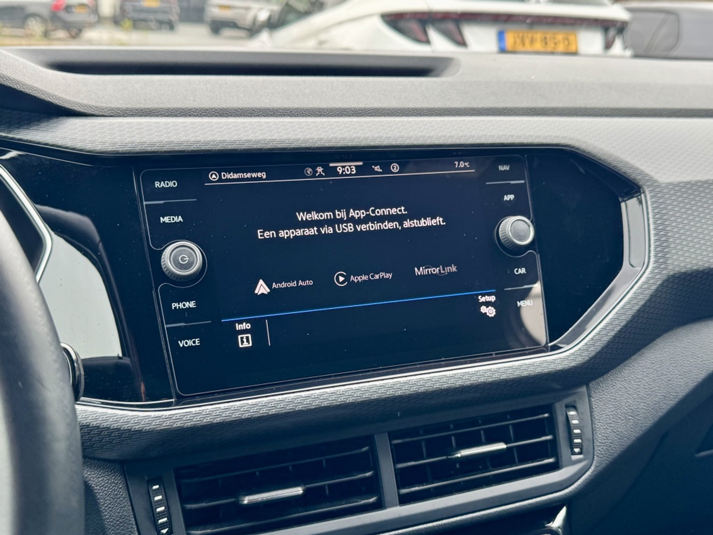 Foto van Volkswagen T-cross
