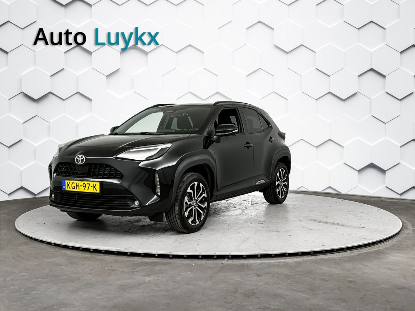 Toyota Toyota Yaris Cross 1.5 Hybrid 115 Dynamic | Adaptieve Cruise Control | Parkeersensoren voor + achter | Parkeercamera 2025 - voorkant