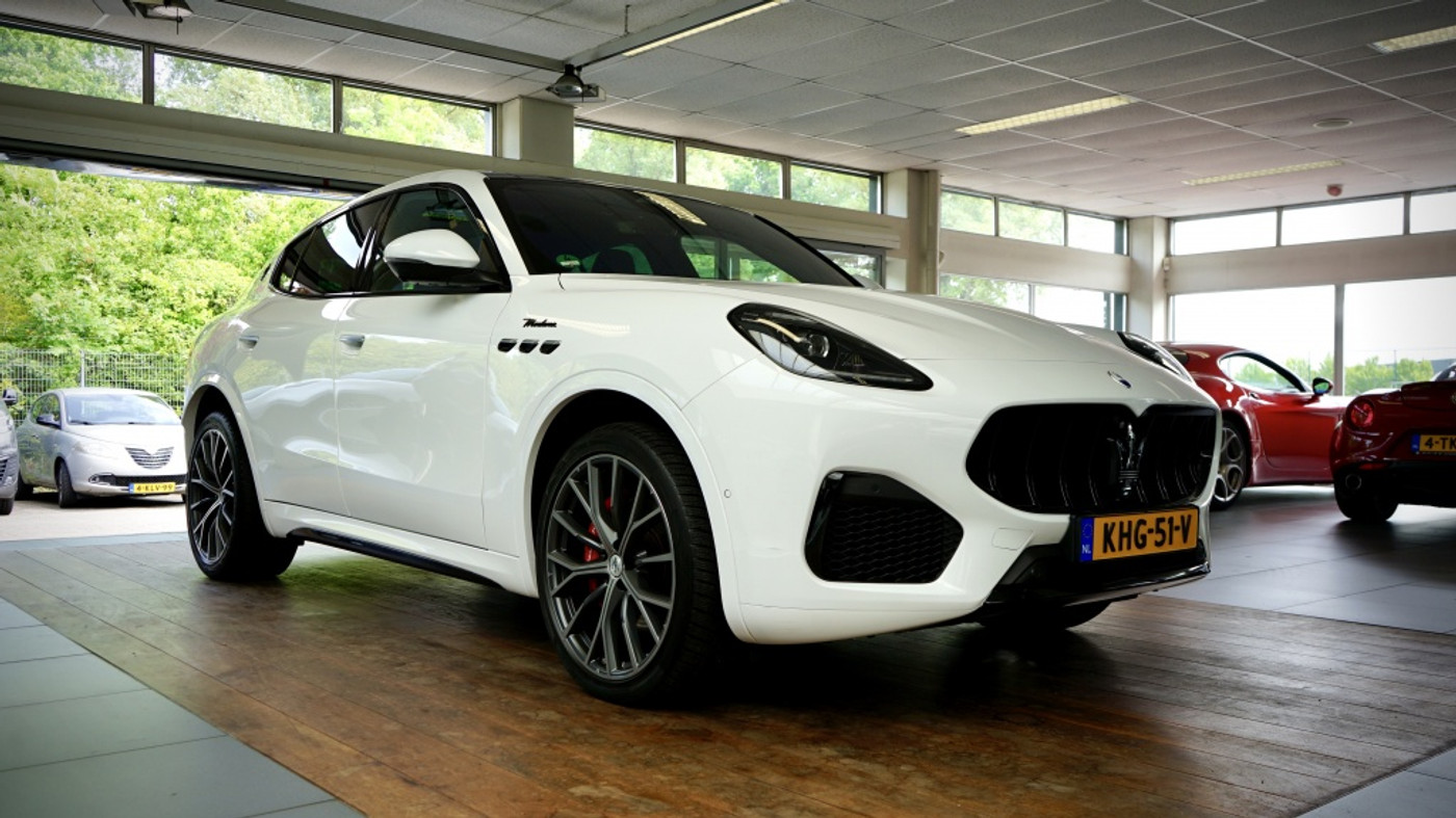 Maserati Grecale Modena 2.0 MHEV Modena | 21 inch | 330 PK | | Performance pack | 2023 - voorkant