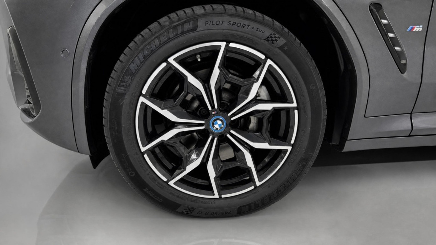 Foto van BMW X3 Xdrive30e
