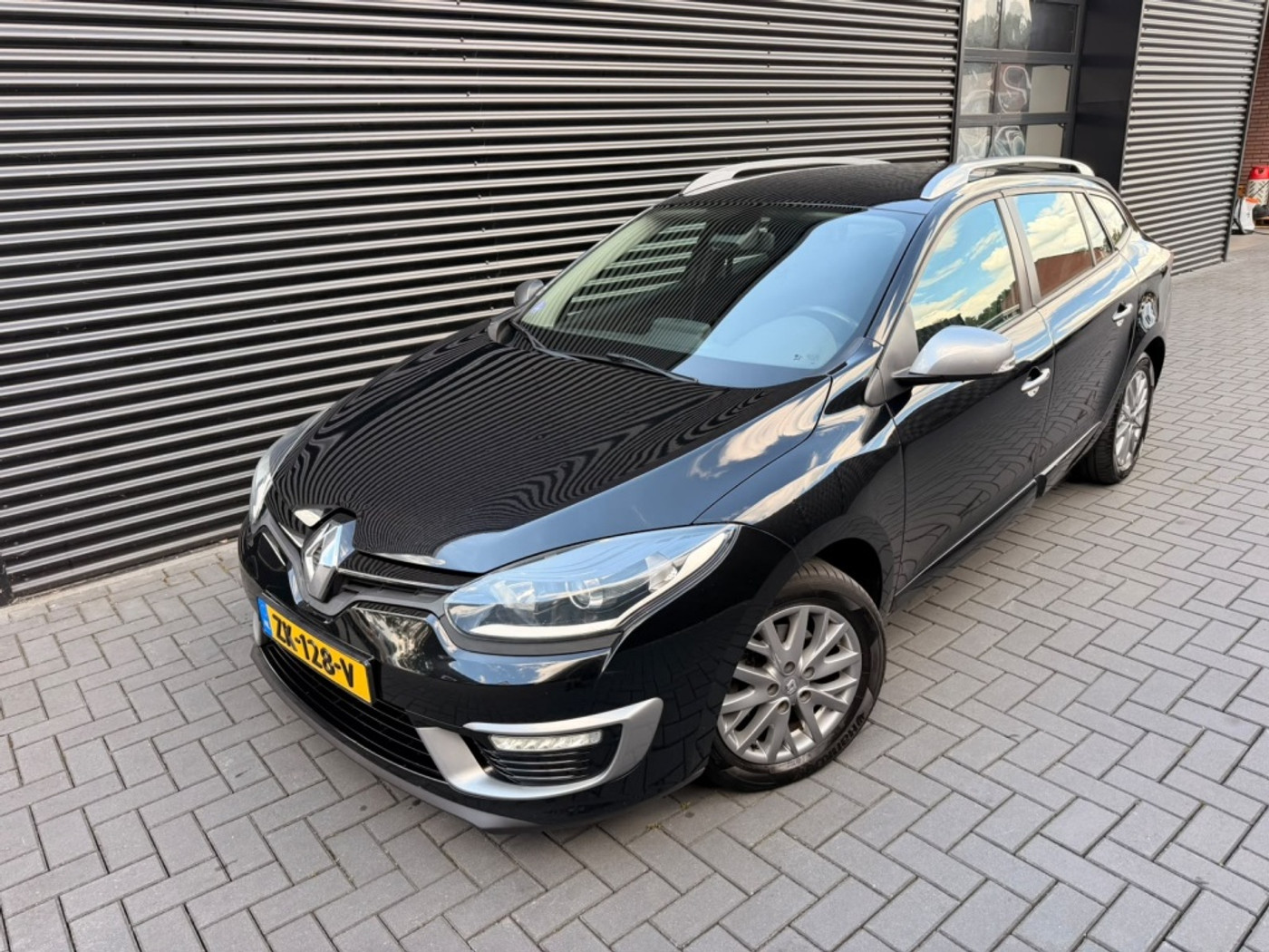 Renault Megane 1.2 TCe Authentique| 2014| CLIMA| NAVI| CRUISE| LM| NAP 2014 - voorkant