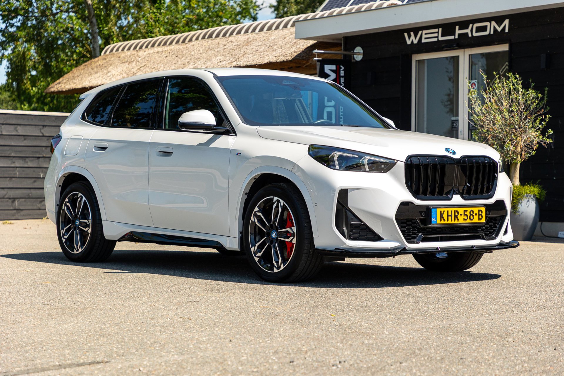 Foto van BMW Ix1 Edrive20