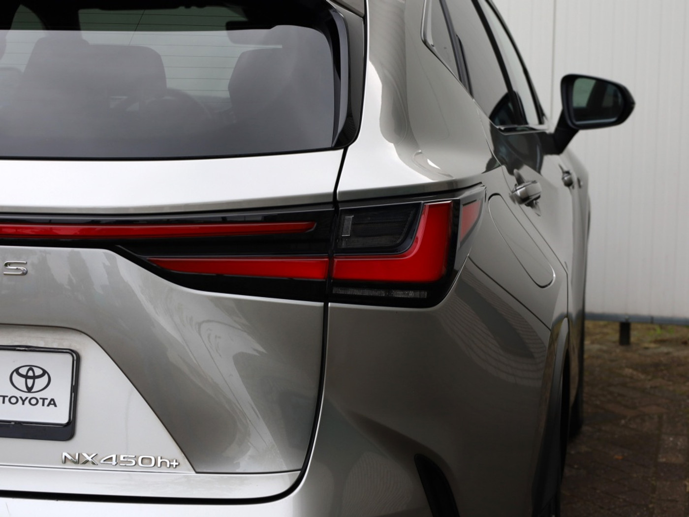 Foto van Lexus Lexus Nx450h+