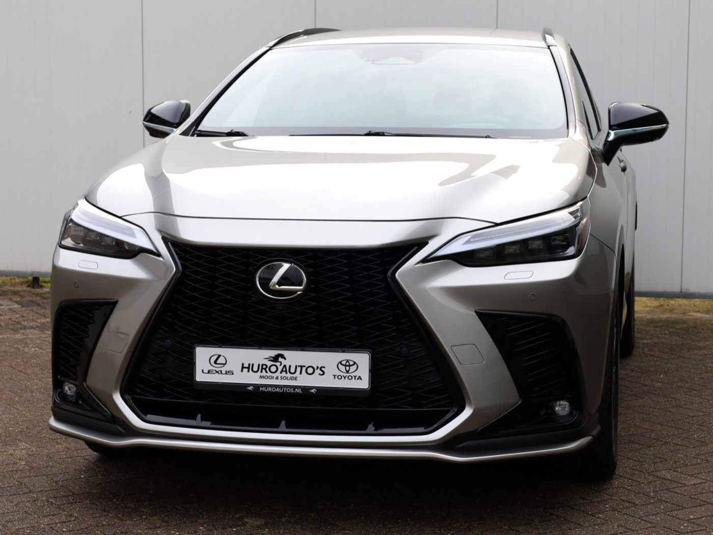 Foto van Lexus Lexus Nx450h+