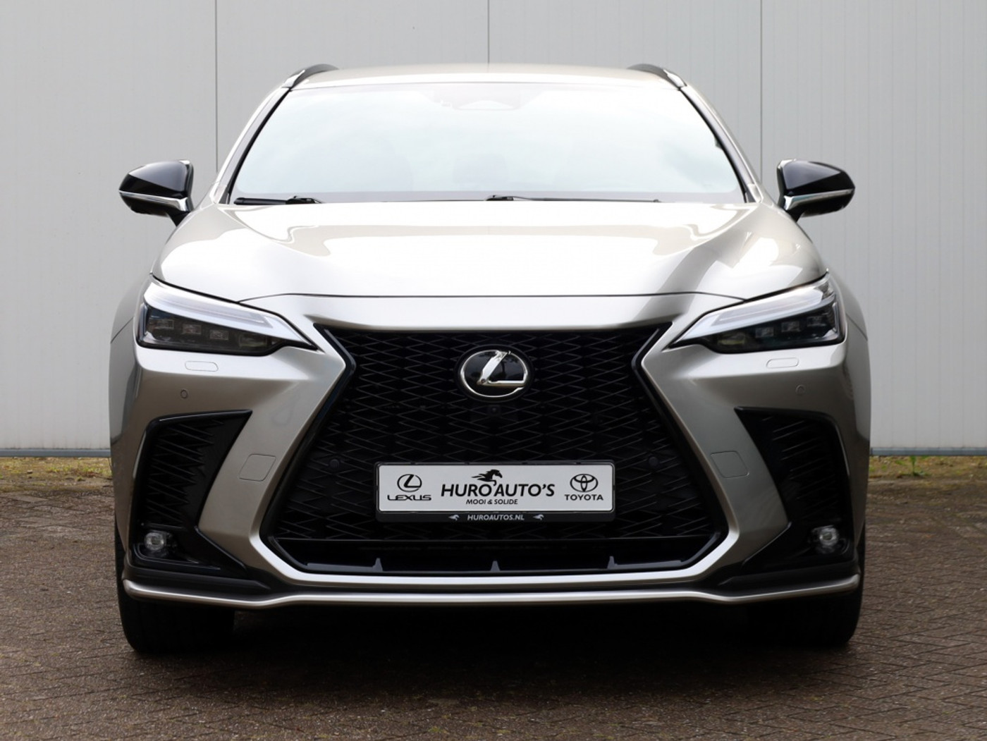 Foto van Lexus Lexus Nx450h+