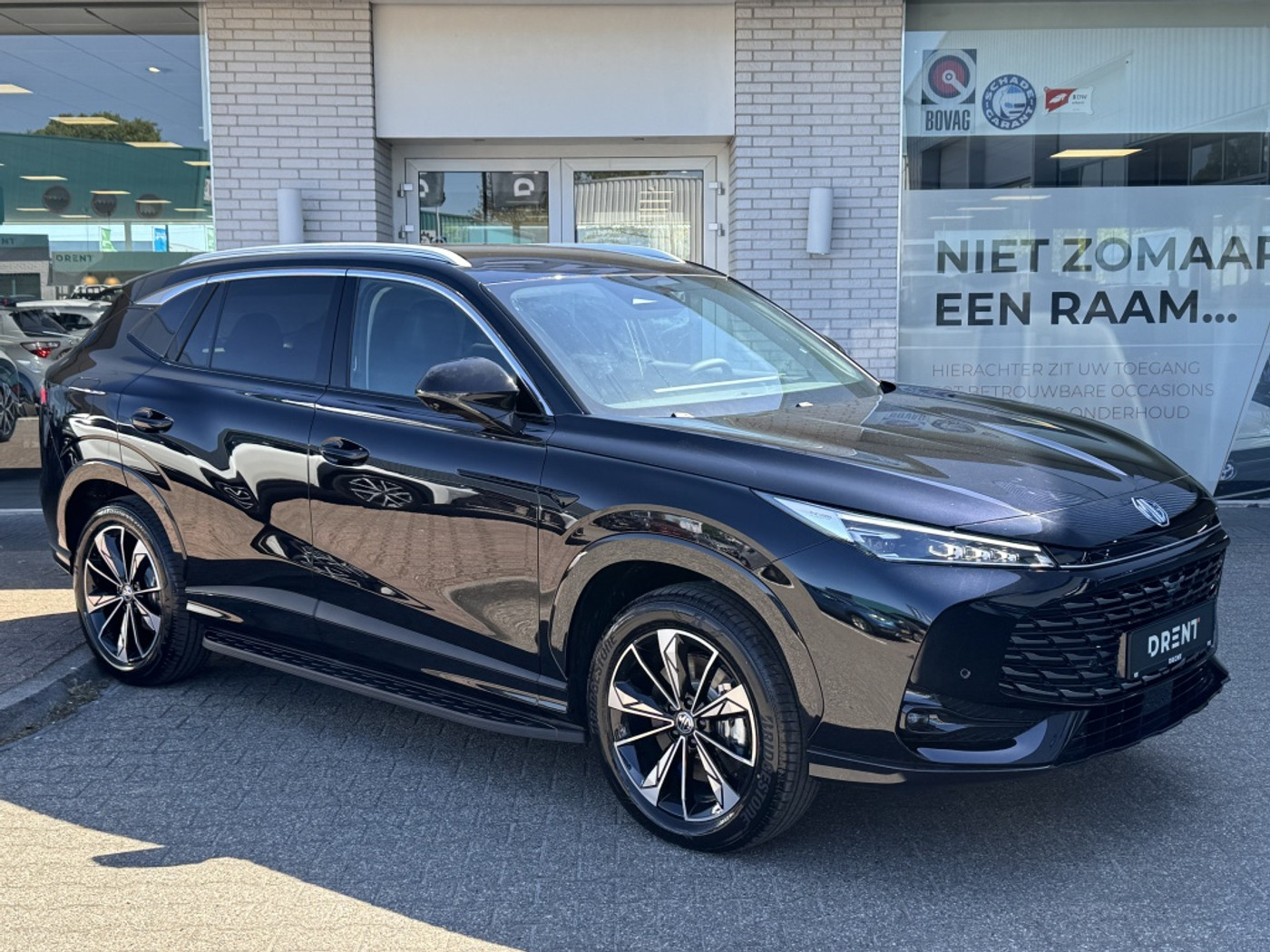 Foto van MG MG HS