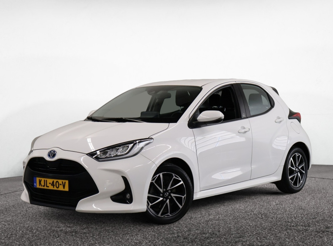 Toyota Toyota Yaris 1.5 Hyb. 115 First E 2022 - voorkant