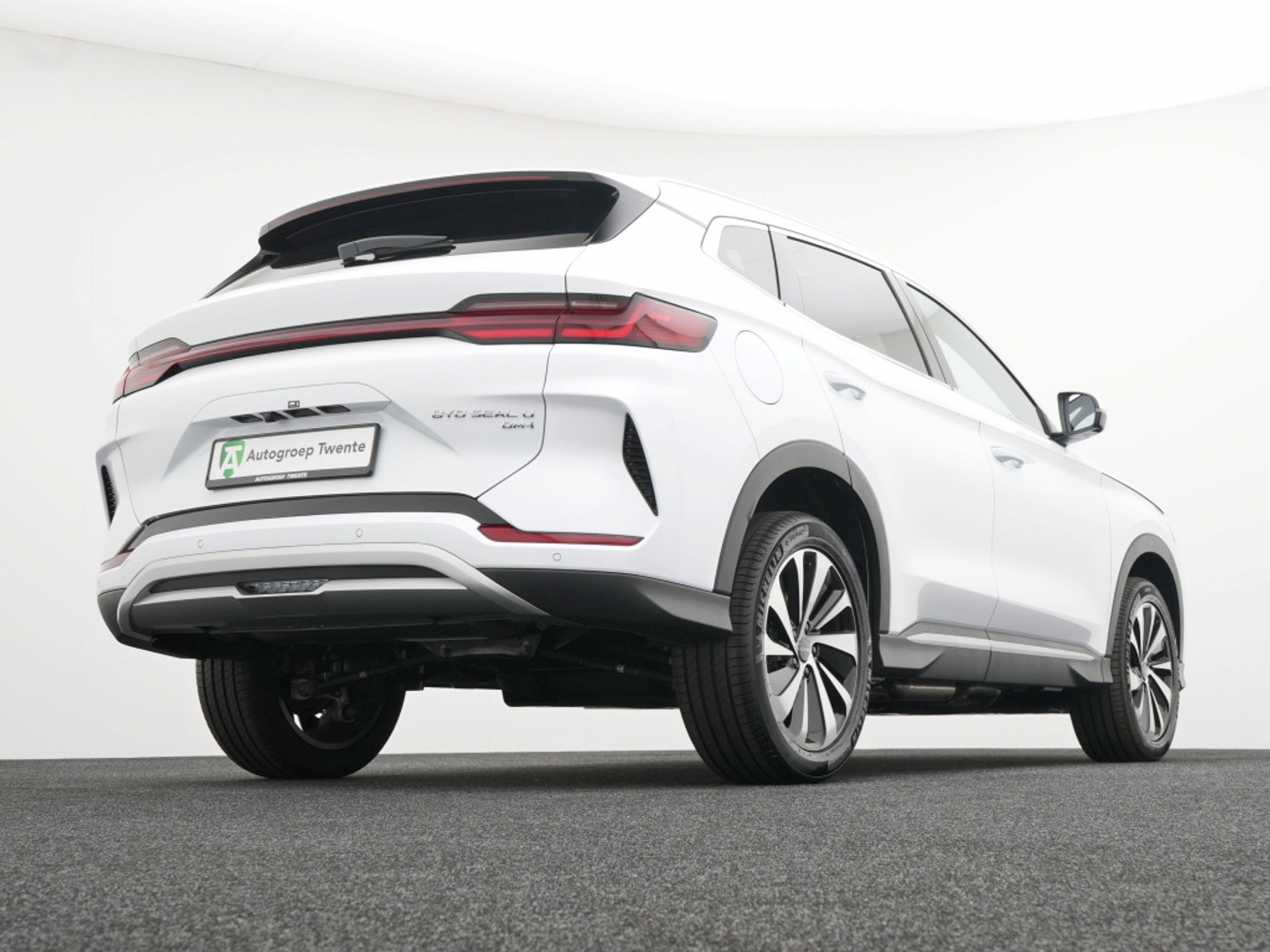 Foto van BYD BYD Seal U Dm-i