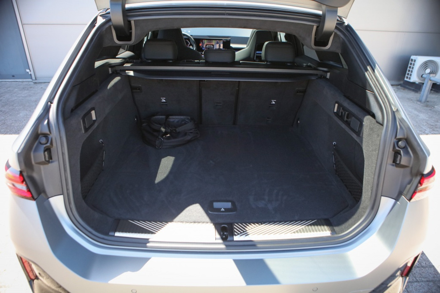 Foto van BMW 550e xDrive