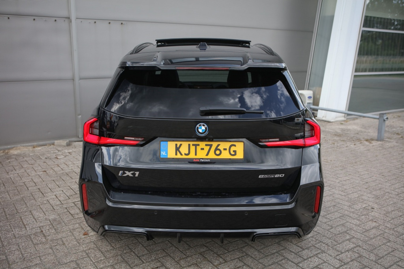 Foto van BMW Ix1 Edrive20