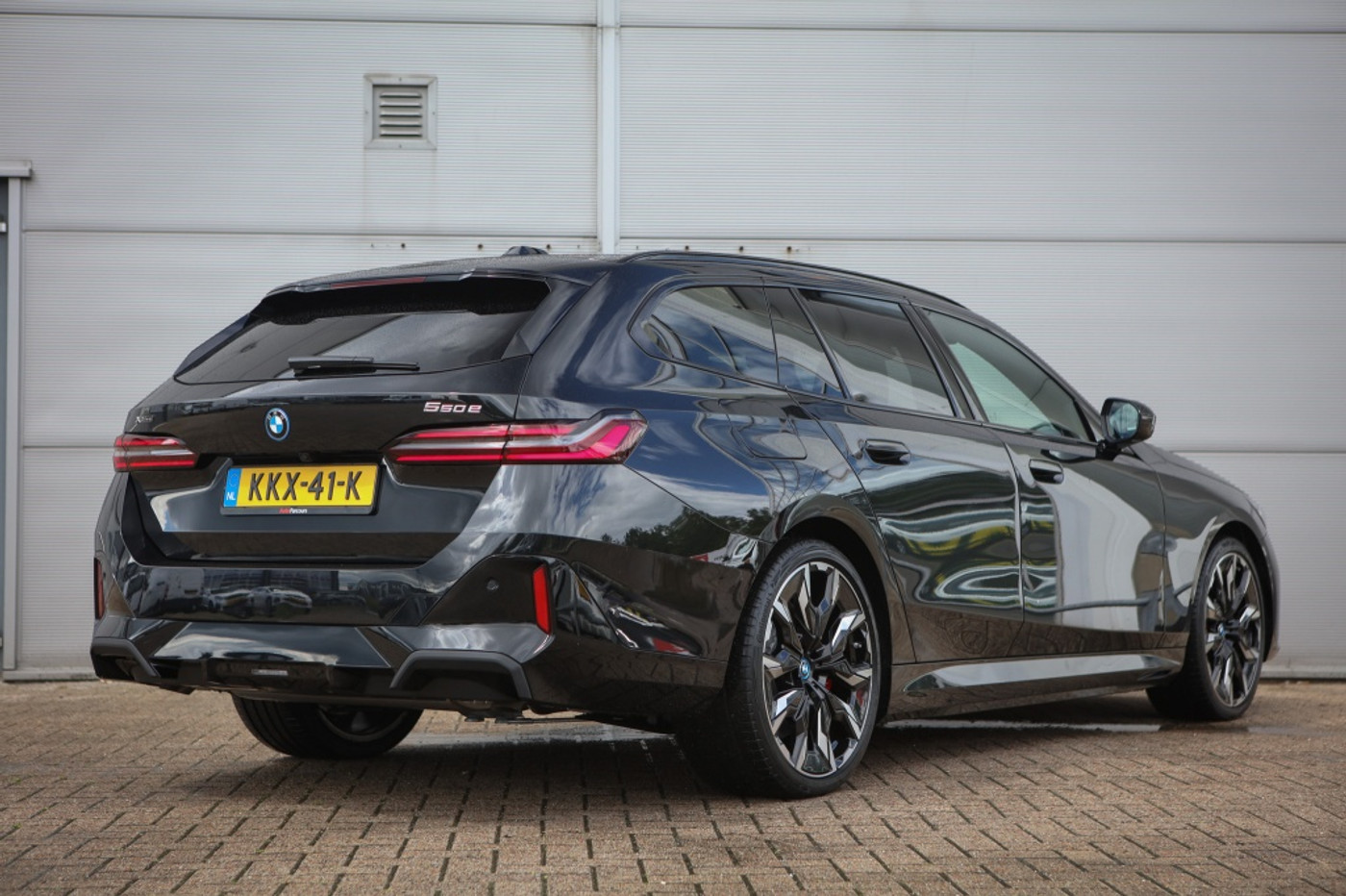 Foto van BMW 550e xDrive