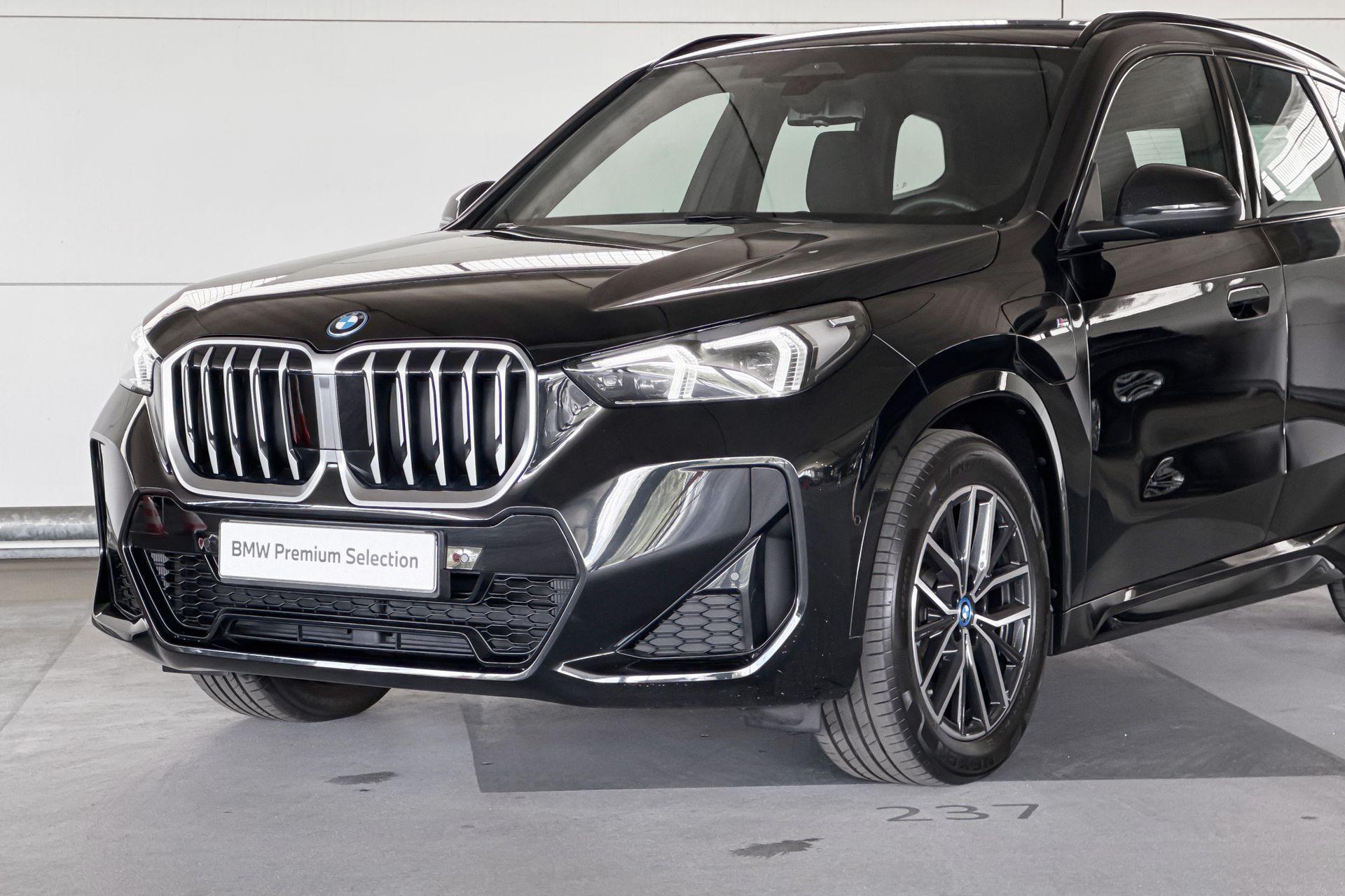 Foto van BMW X1 Xdrive25e