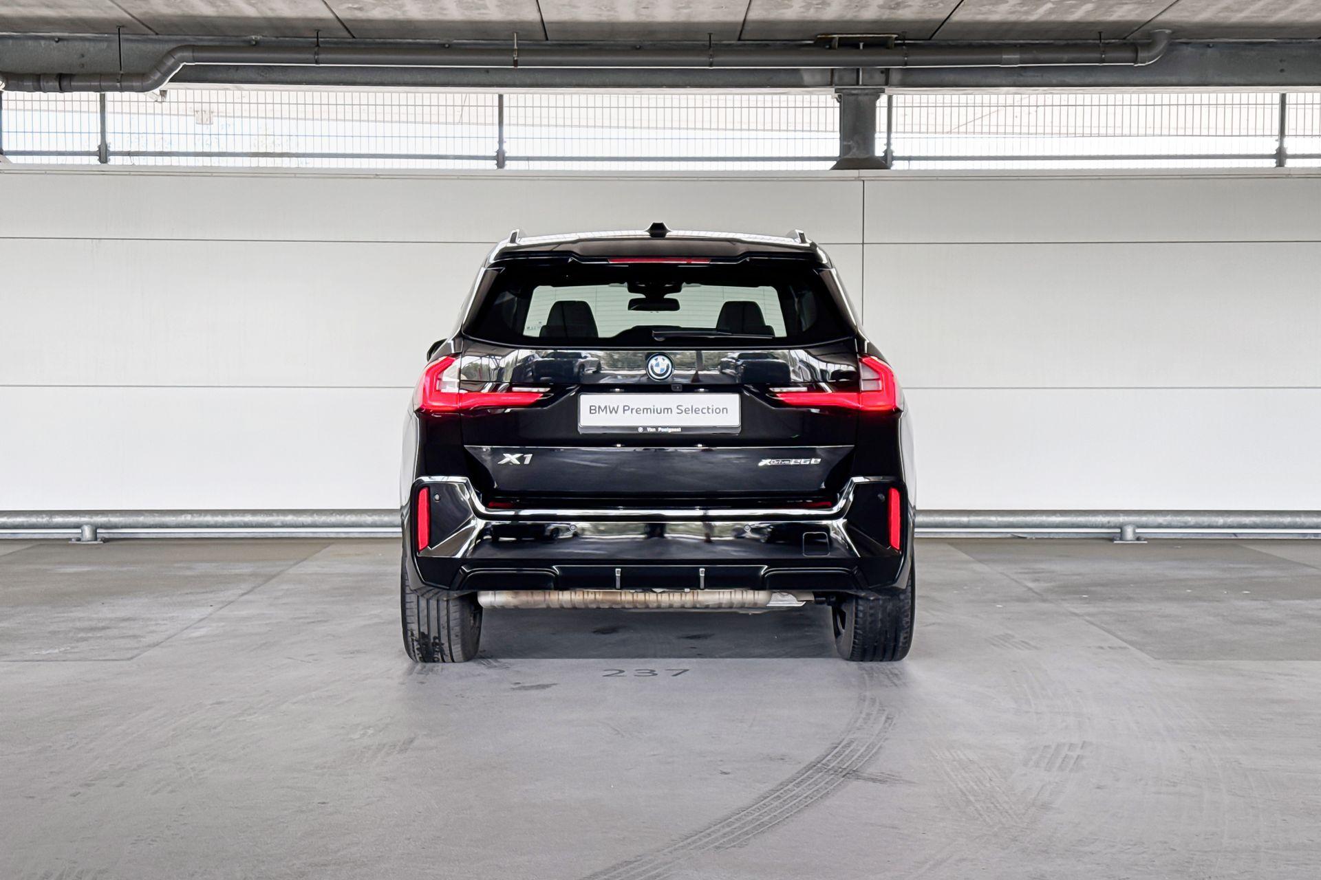 Foto van BMW X1 Xdrive25e
