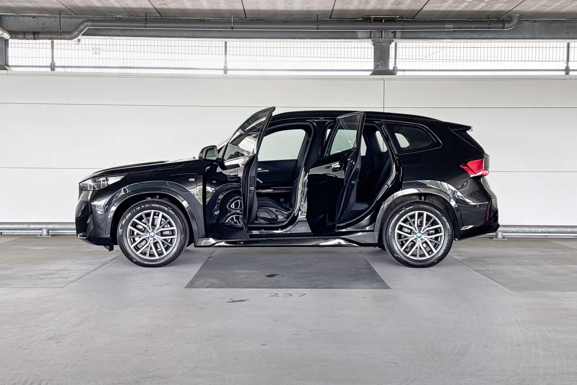 Foto van BMW X1 Xdrive25e