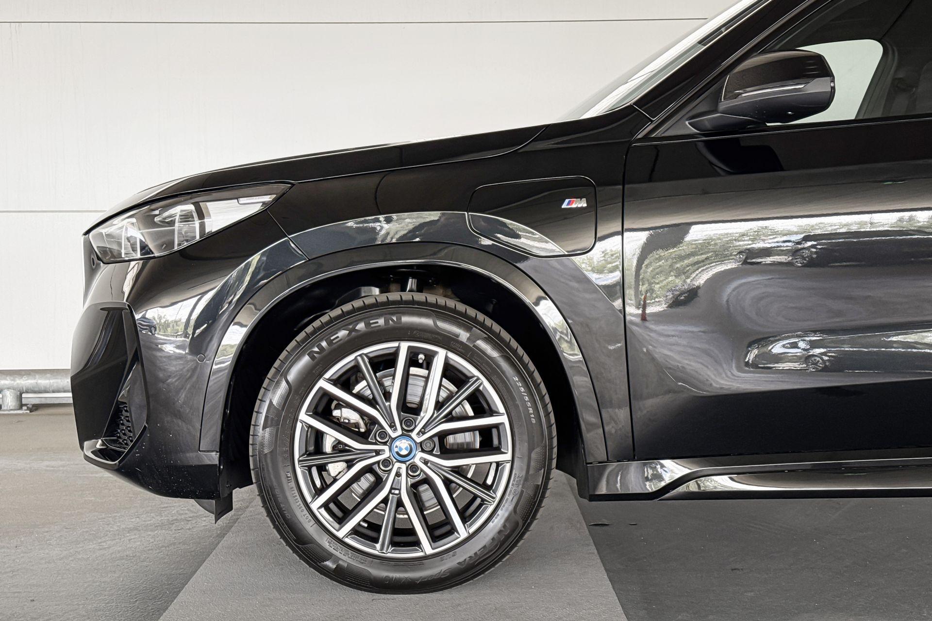 Foto van BMW X1 Xdrive25e