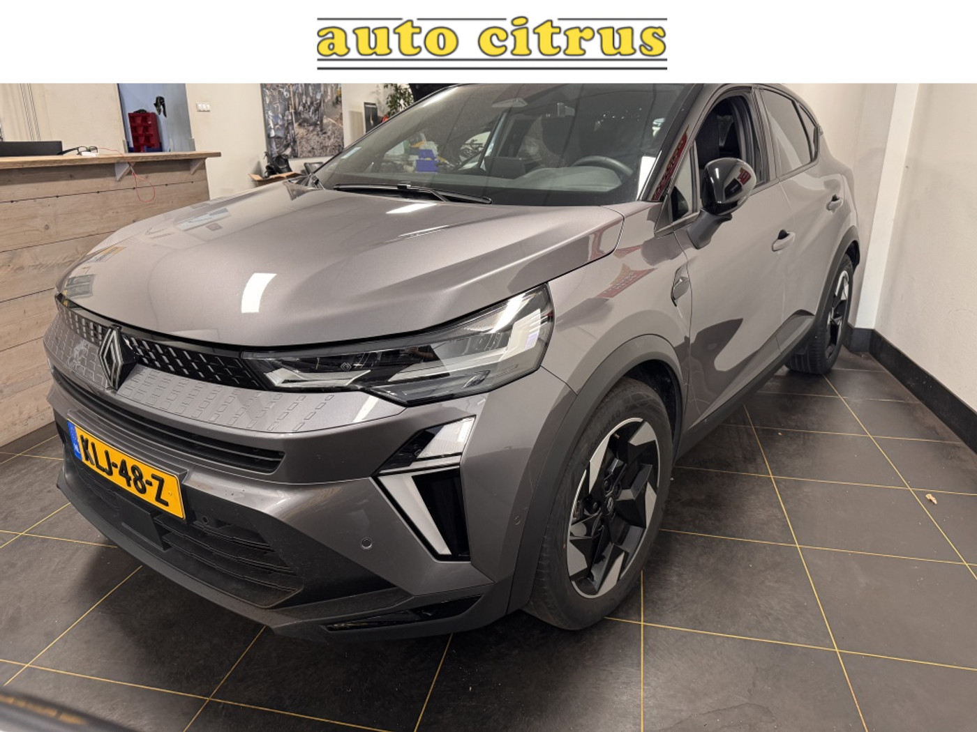 Renault Captur (e-tech Hybrid) 1.6 ET fh 145 techno 2025 - voorkant