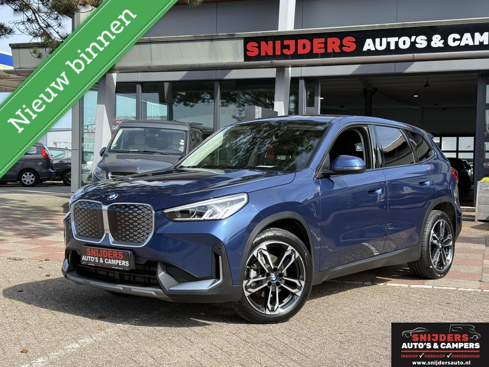BMW Ix1 eDrive20 67 kWh Shadow line 07-2024 2024 - voorkant