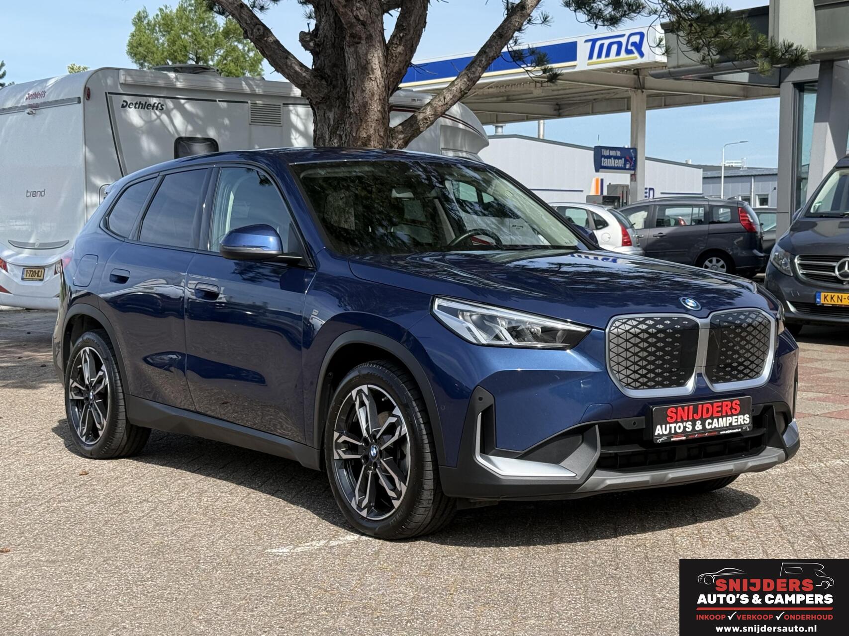 Foto van BMW Ix1