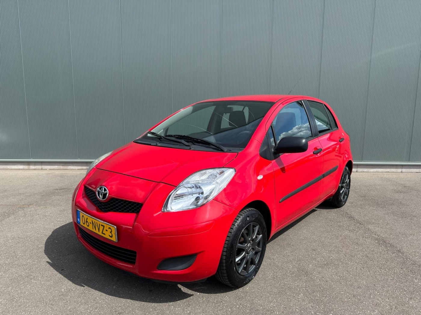 Toyota Toyota Yaris 1.0 VVTi Acces AIRCO | NAP ! 2011 - voorkant