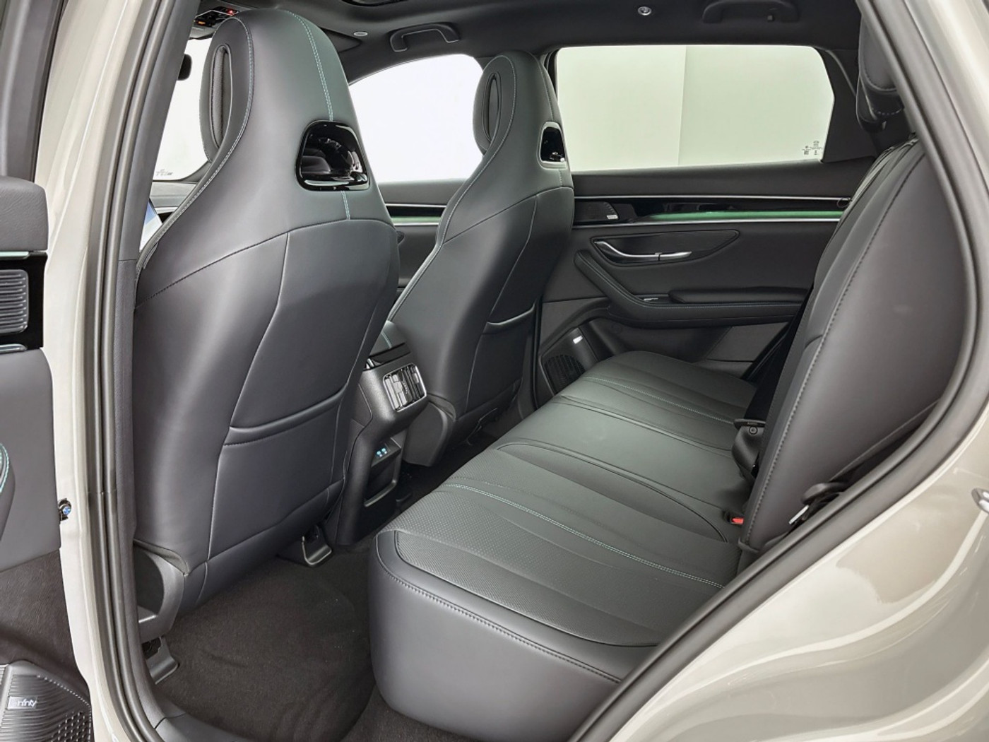 Foto van BYD BYD Seal U Dm-i
