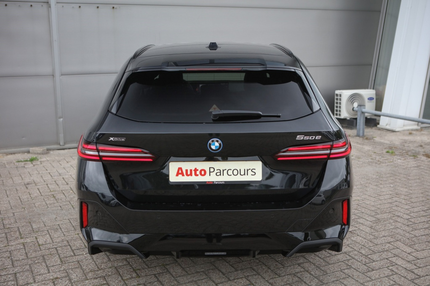 Foto van BMW 550e xDrive