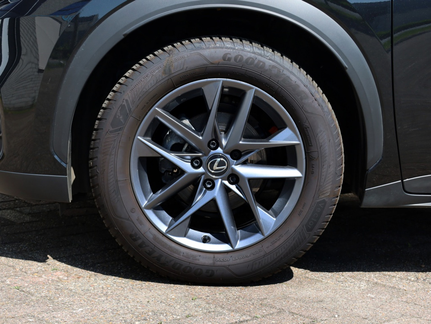 Foto van Lexus Lexus LBX