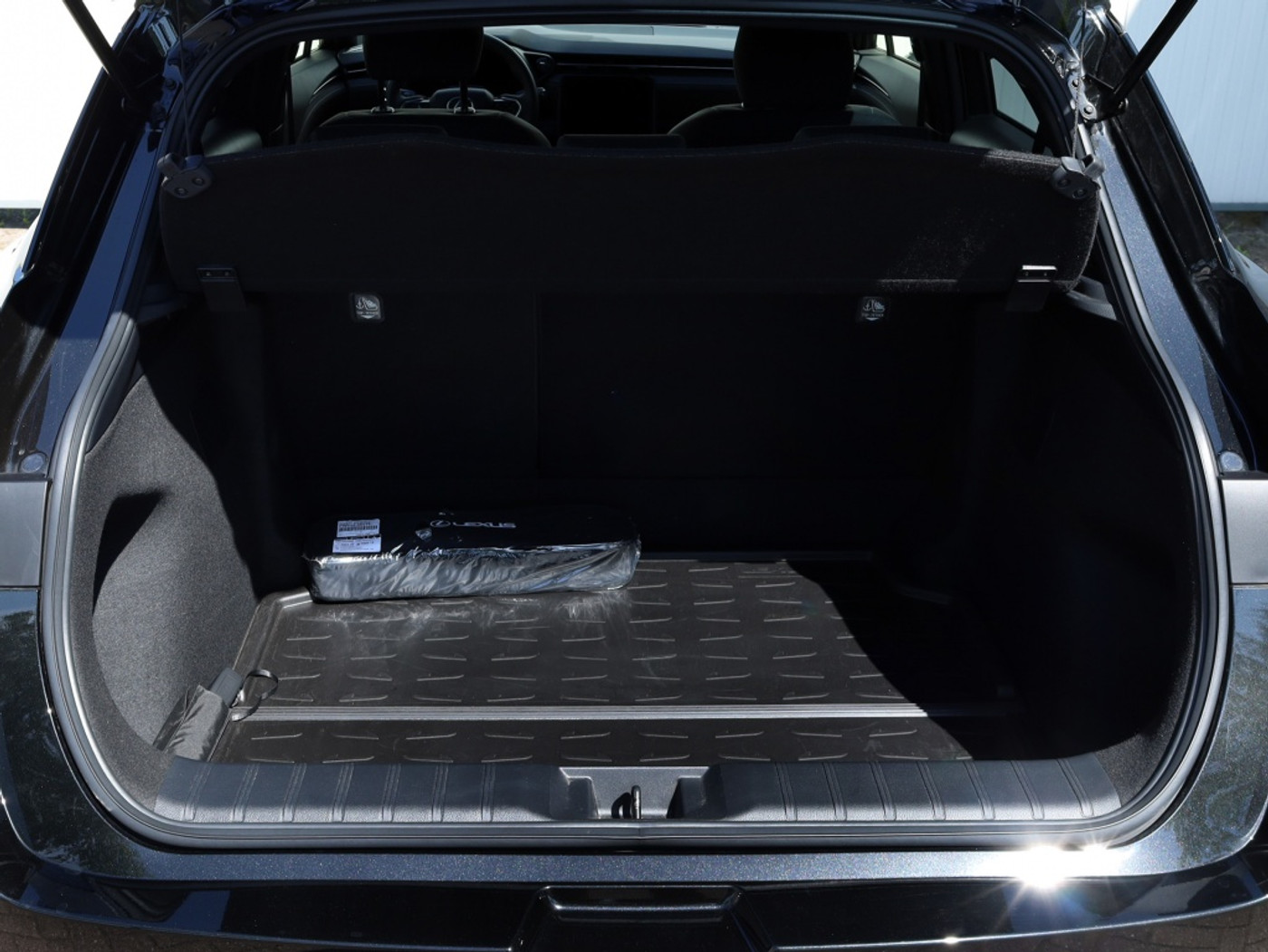 Foto van Lexus Lexus LBX