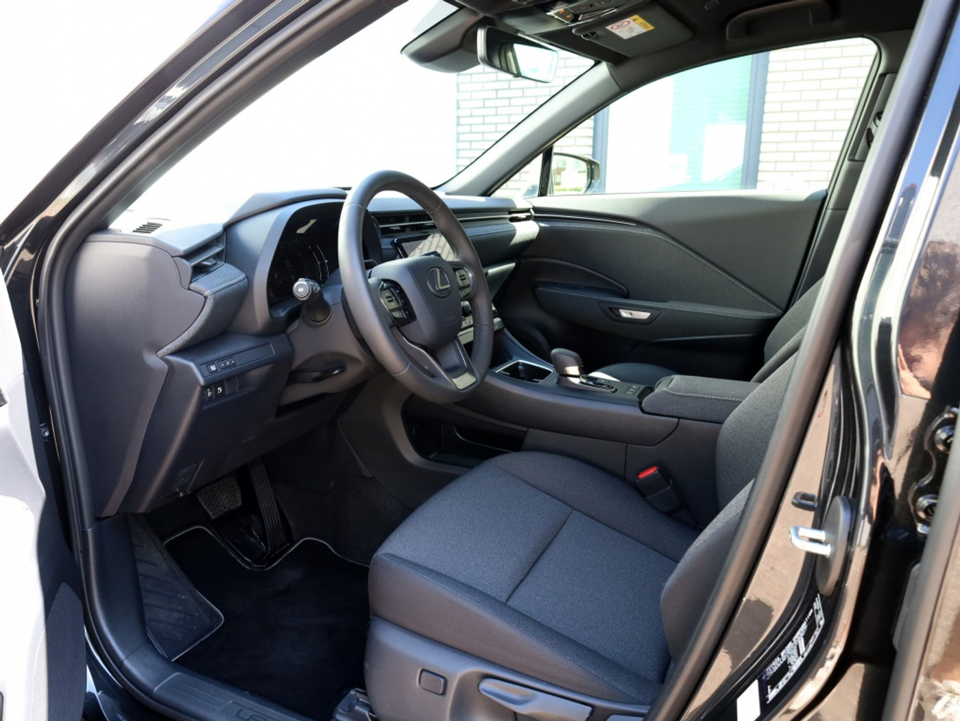 Foto van Lexus Lexus LBX